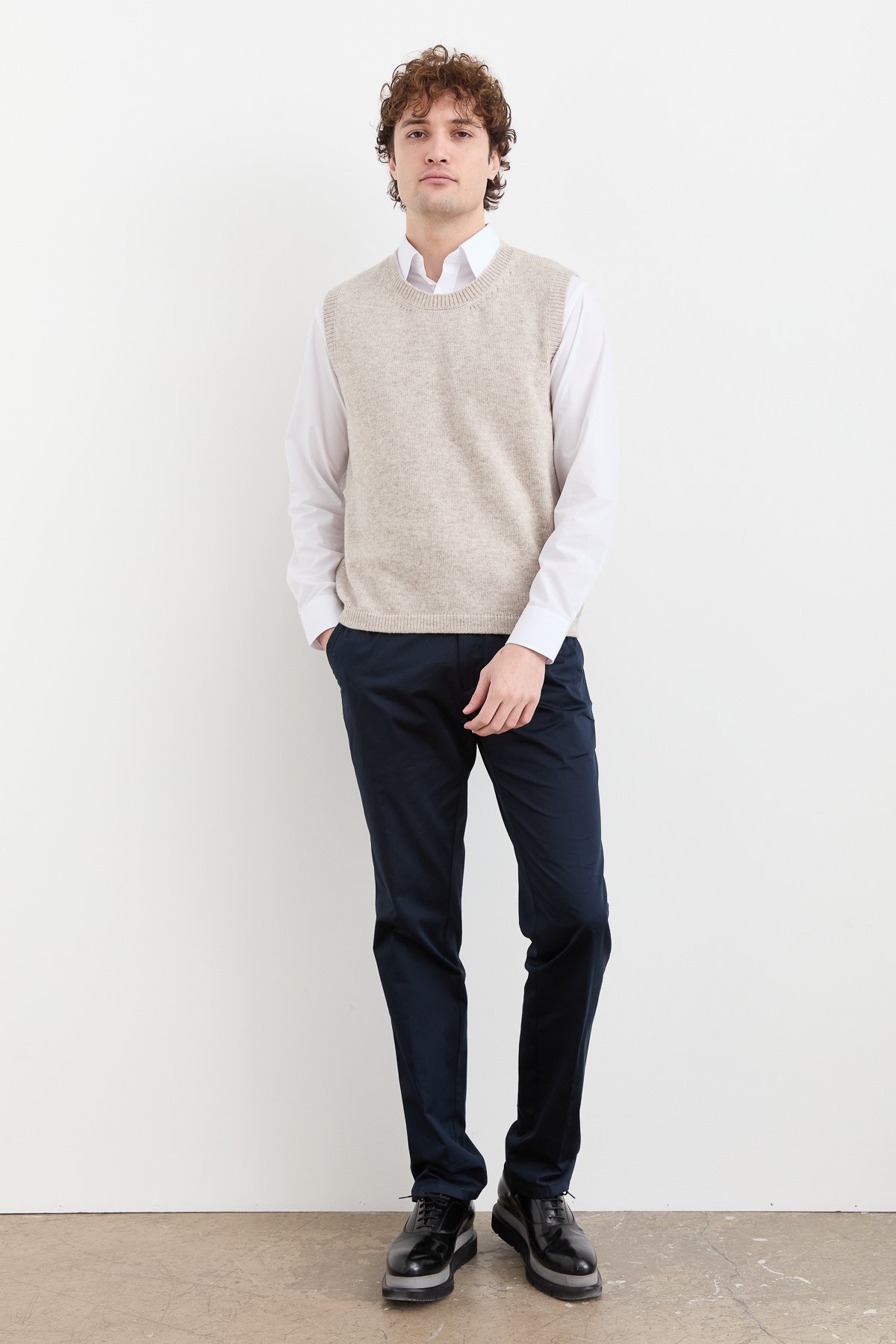 23503Erkek Sıfır Yaka Klasik Yün Süveter V.Bej