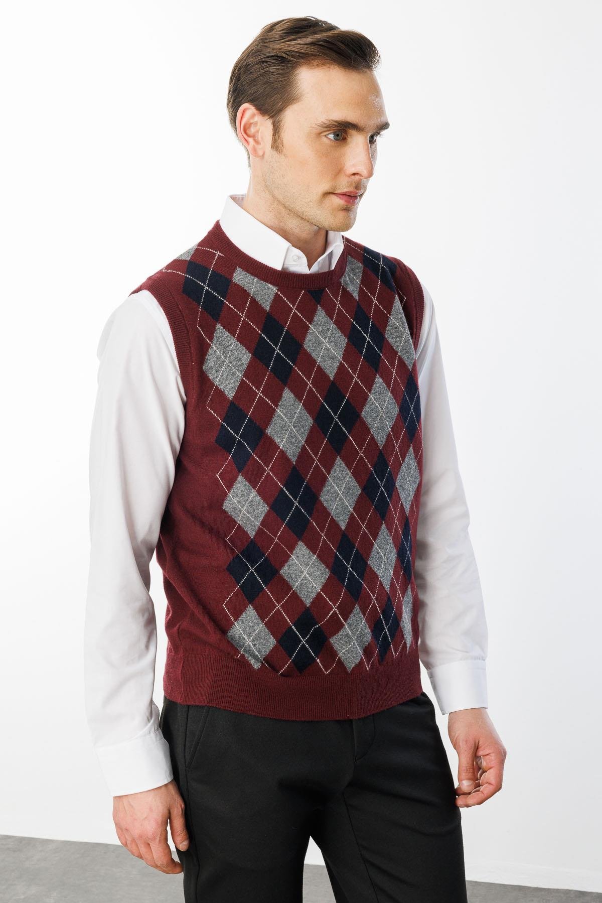24509Erkek Sıfır Yaka Önü Baklava Desenli Yün Süveter Bordo