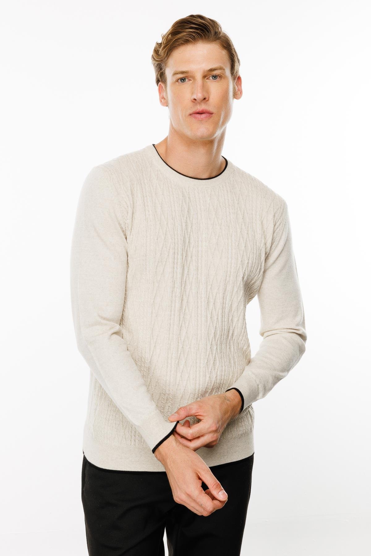 24610Erkek Sıfır Yaka Önü Baklava Örgü Kazak V.Bej