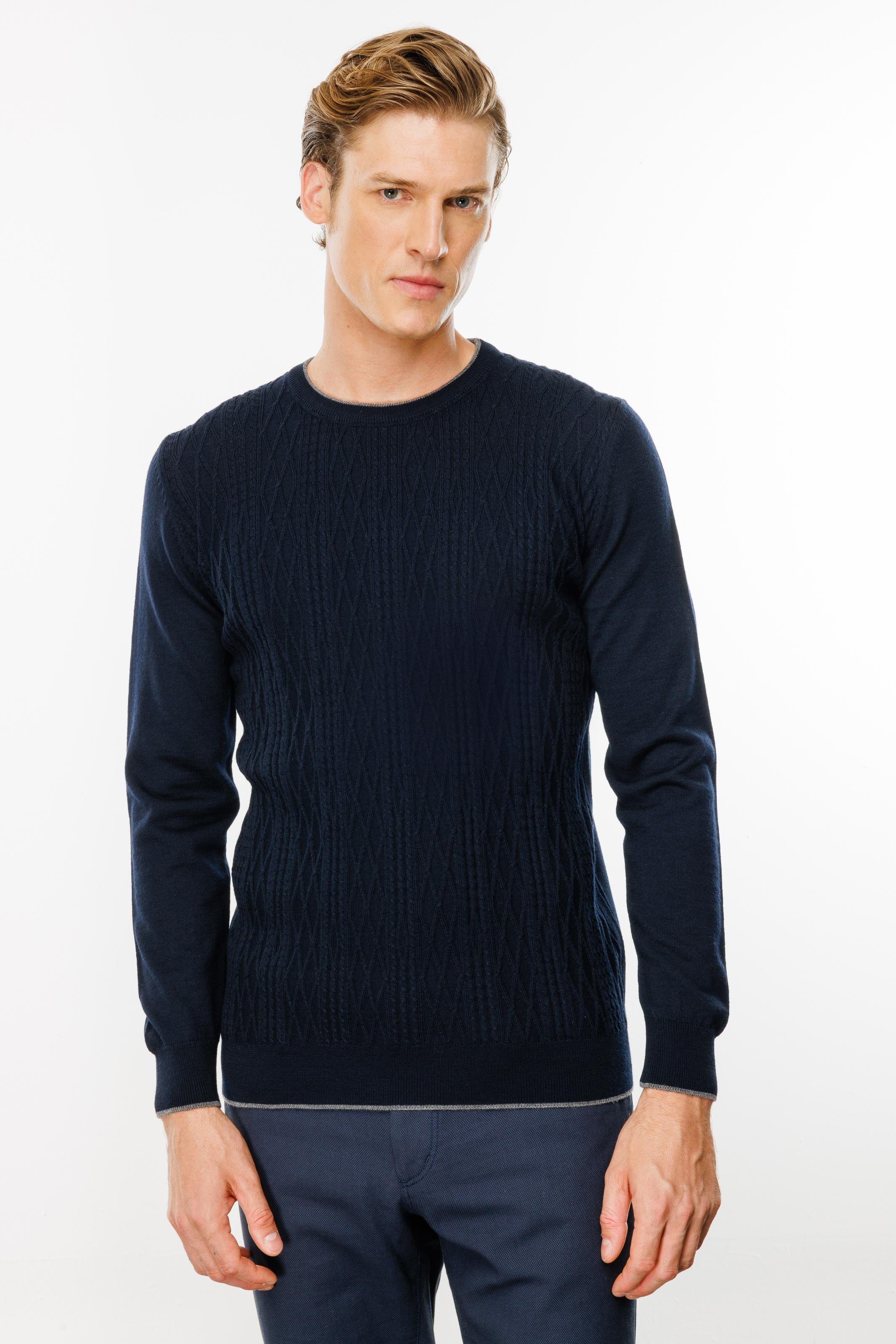 24610Erkek Sıfır Yaka Önü Baklava Örgü Kazak Lacivert