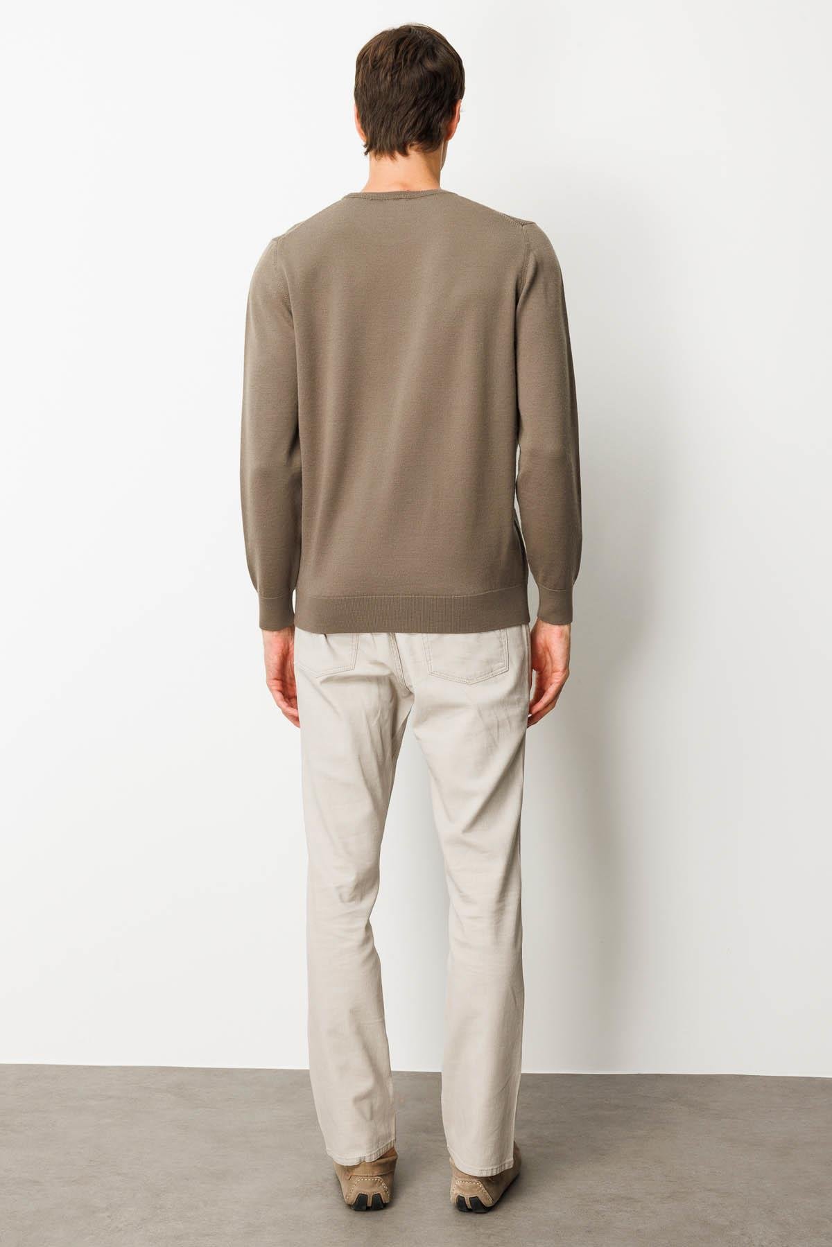 25607Erkek Sıfır Yaka Önü Baklavalı Triko Kazak Vizon