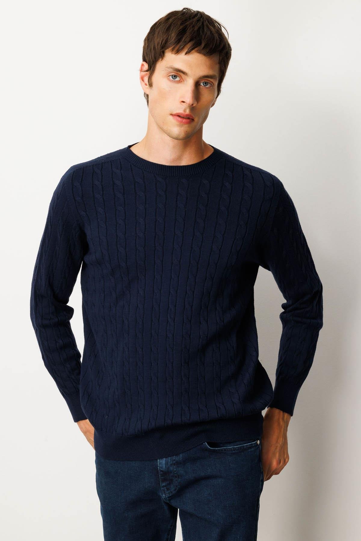 25500Erkek Sıfır Yaka Saç Örgülü Kazak K.Lacivert