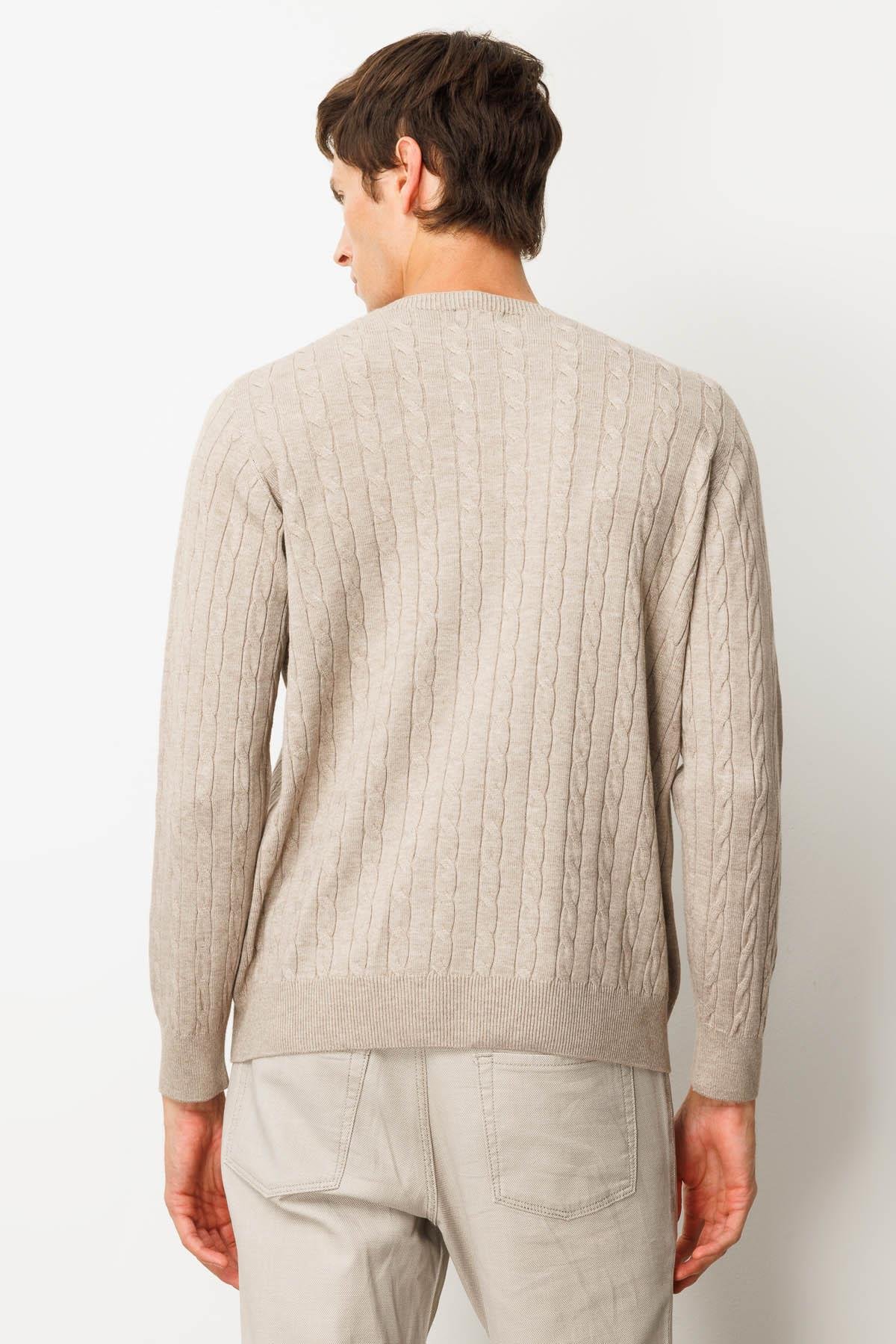 25500Erkek Sıfır Yaka Saç Örgülü Kazak Vizon