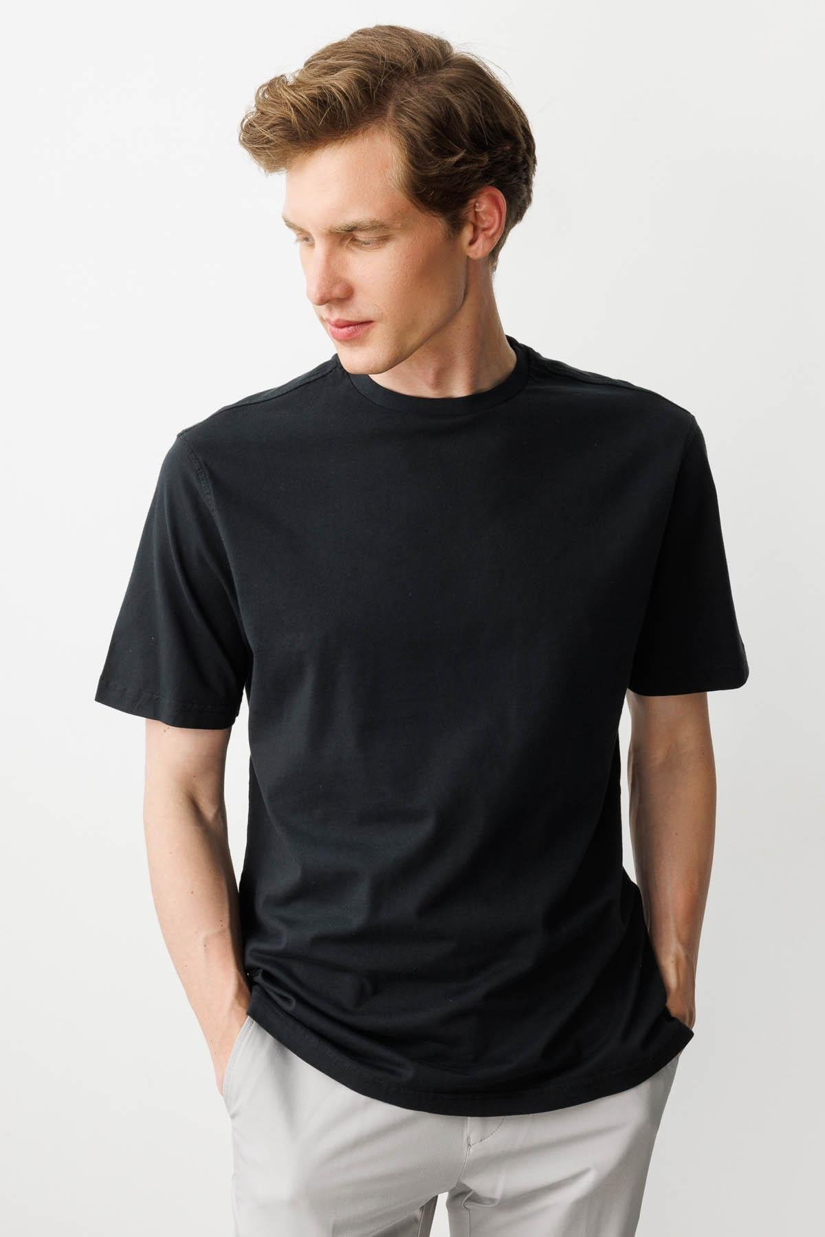 25725Erkek Sıfır Yaka T-shirt Siyah
