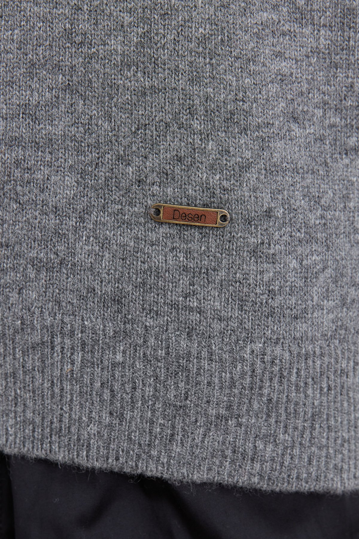 23526Erkek V Yaka Basic Yün Kazak Füme