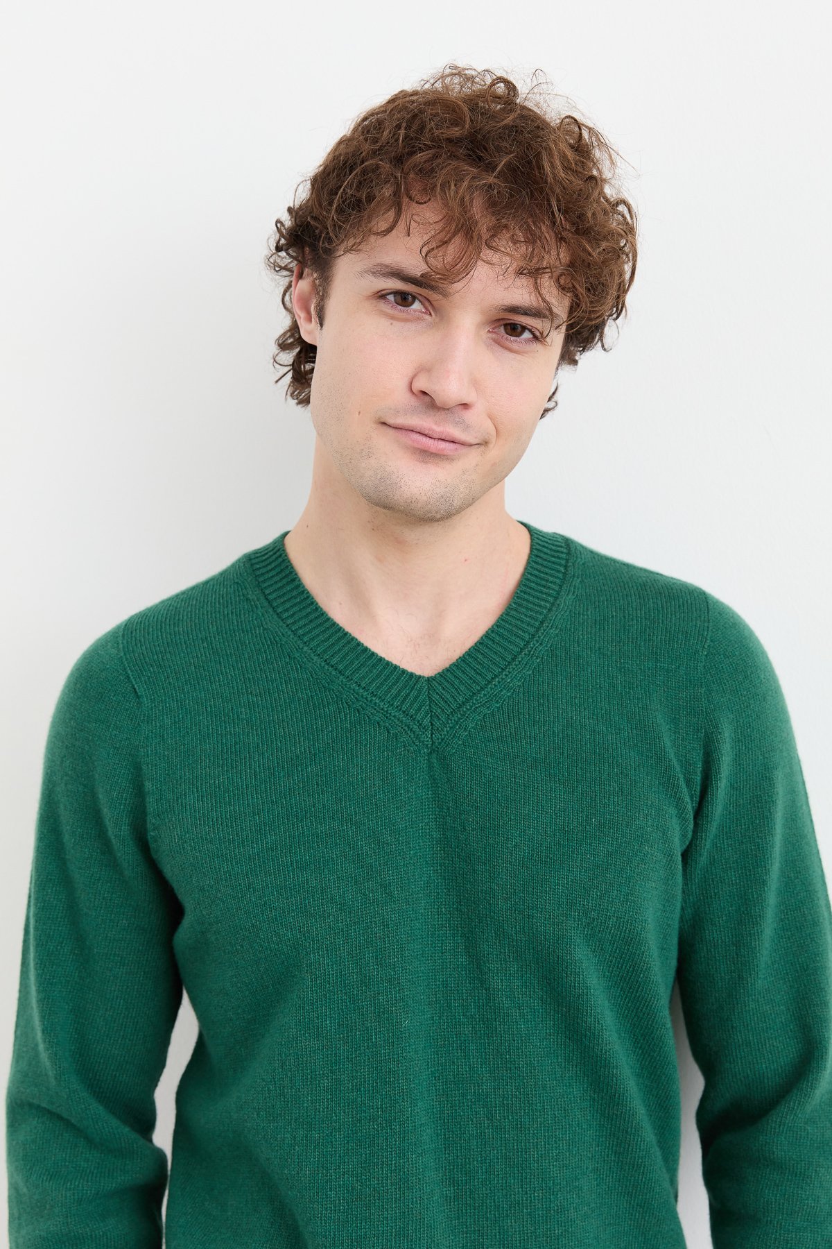 23526Erkek V Yaka Basic Yün Kazak Ö.Başı