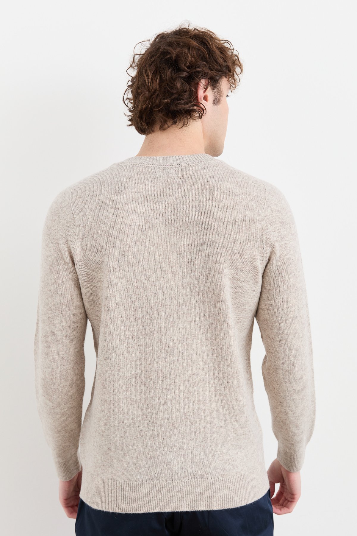 23526Erkek V Yaka Basic Yün Kazak V.Bej