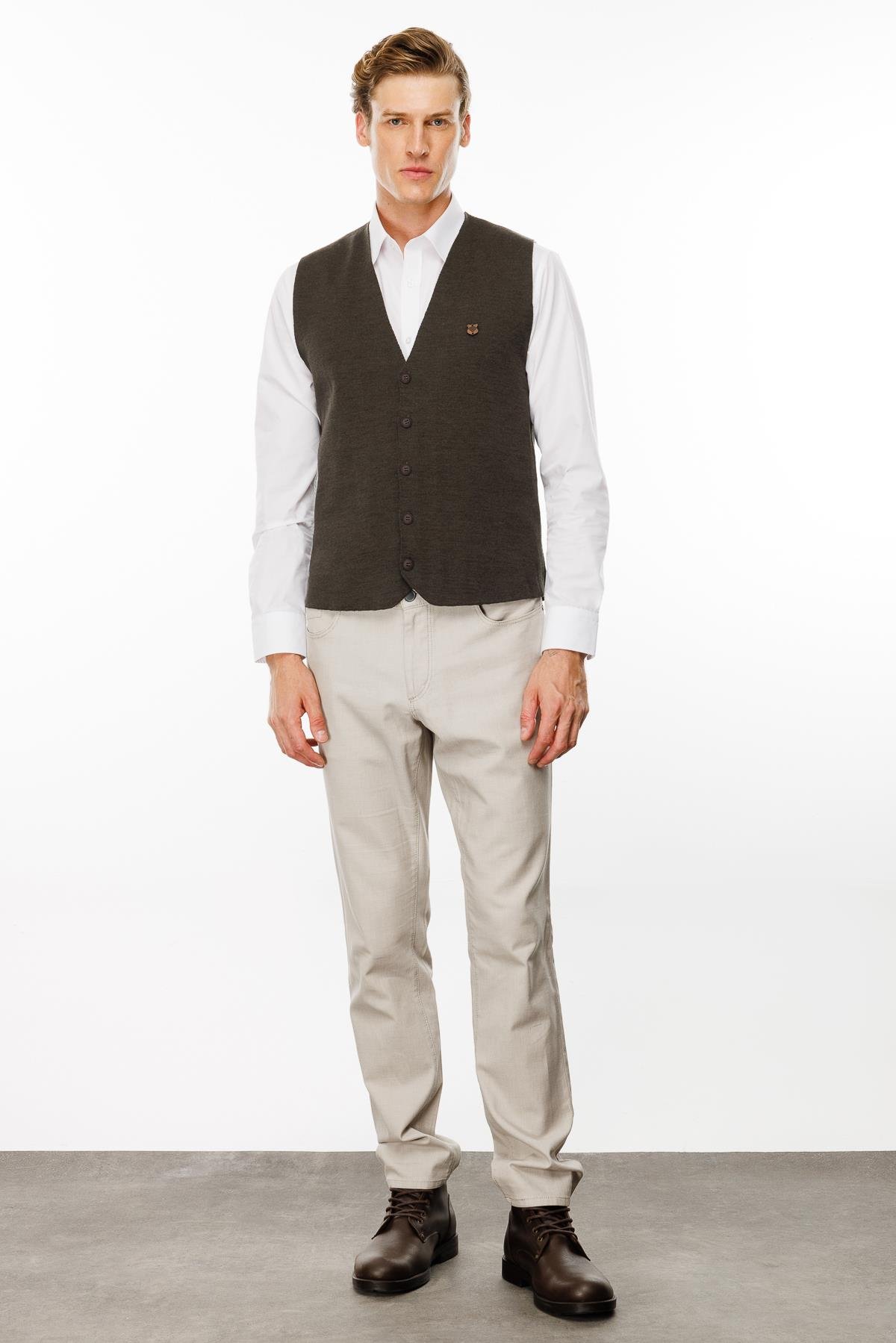 23511Erkek V Yaka Düz Yün Yelek A.Kahve