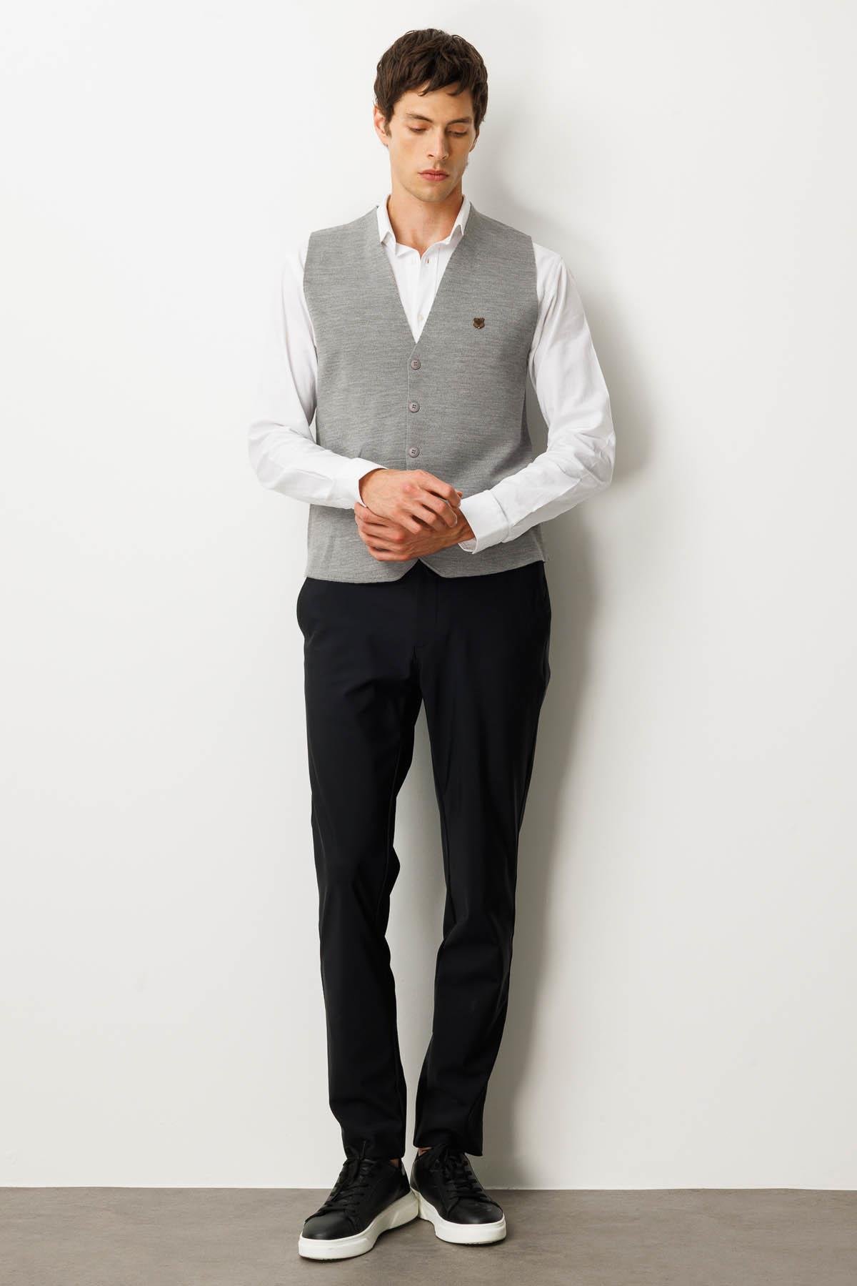 23511Erkek V Yaka Düz Yün Yelek A.Gri