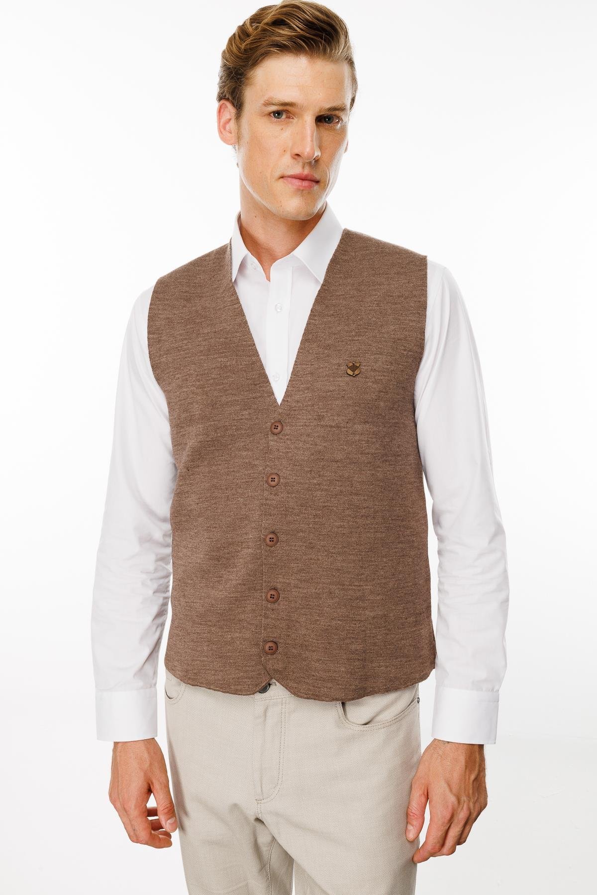 23511Erkek V Yaka Düz Yün Yelek S.Kahve
