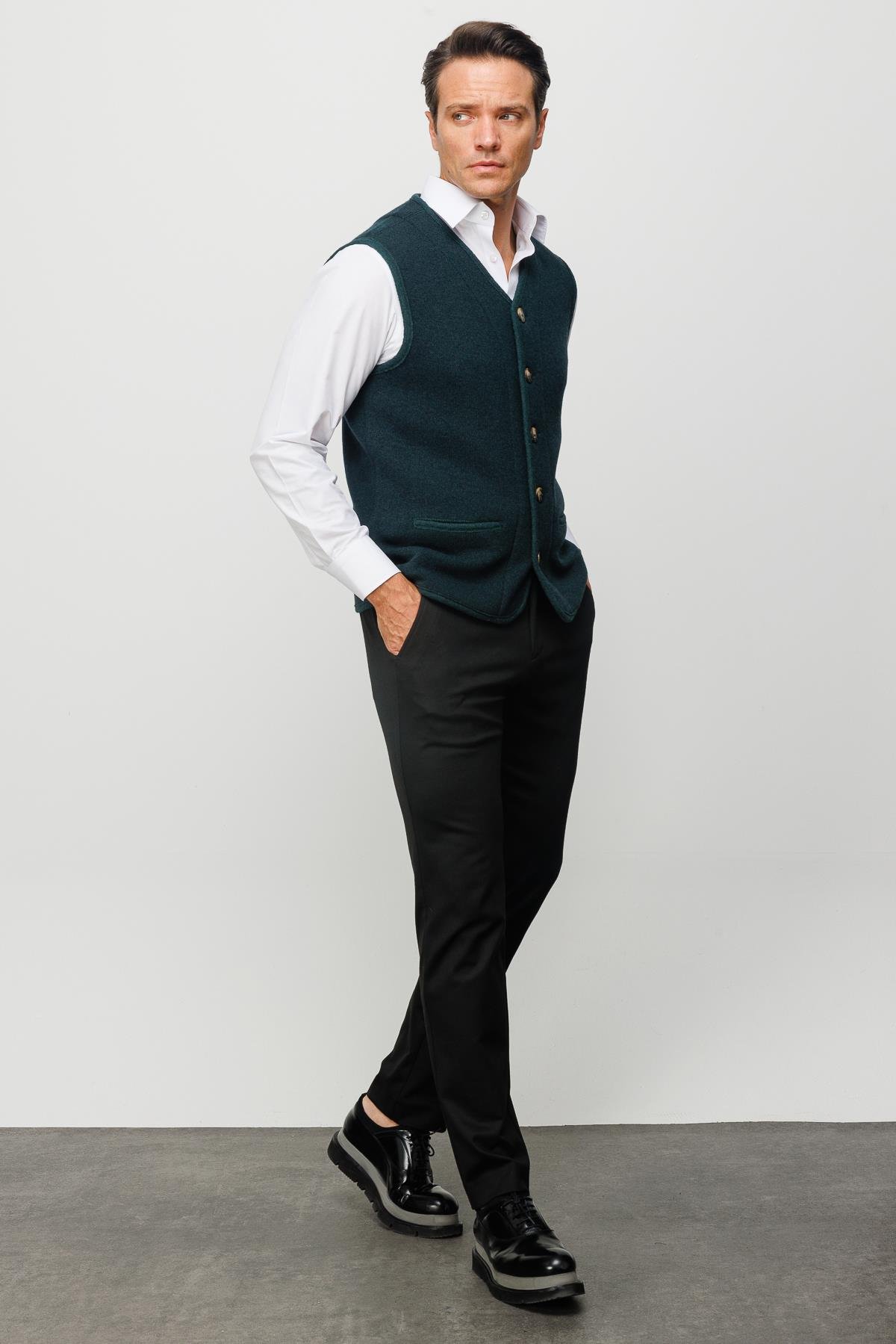22569Men's V Neck Wool Vest with Felt Accessories Green