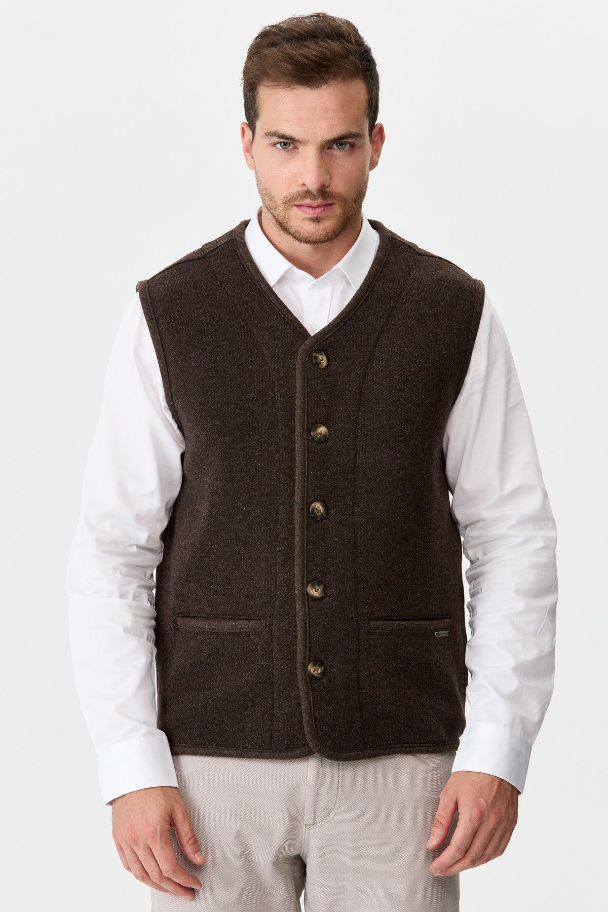 22569Erkek V Yaka Keçe Aksesuarlı Pike Dokuma Yün Yelek K.Kahve