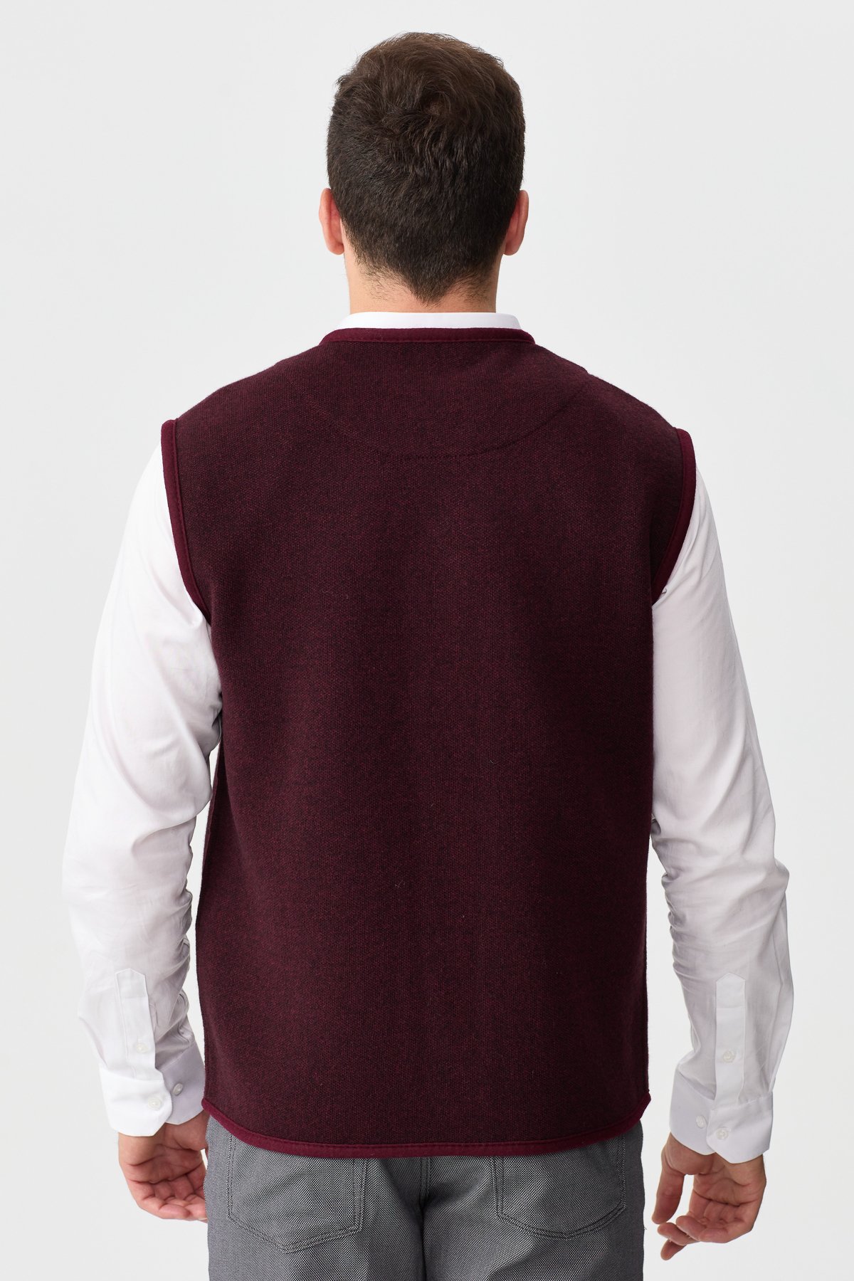 22569Erkek V Yaka Keçe Aksesuarlı Pike Dokuma Yün Yelek Bordo