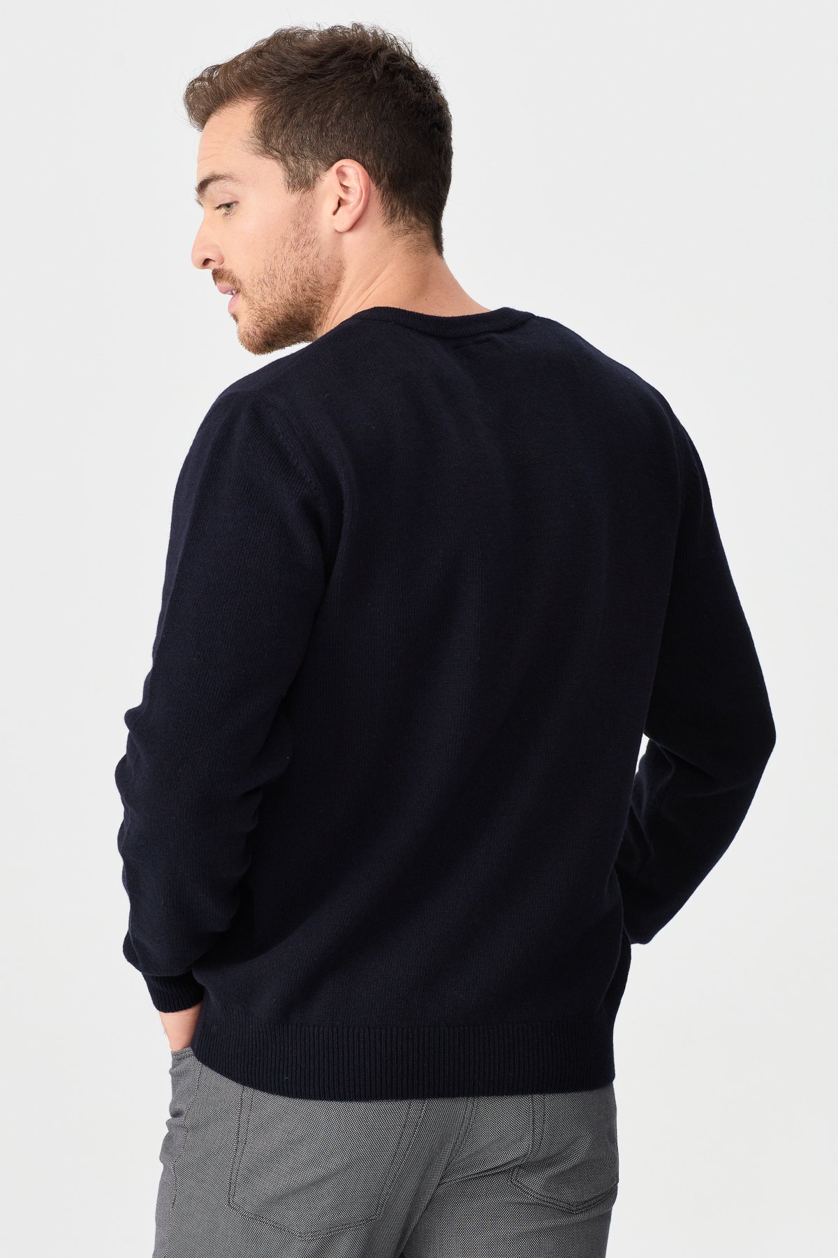 22582Erkek V Yaka Klasik Kazak K.Lacivert