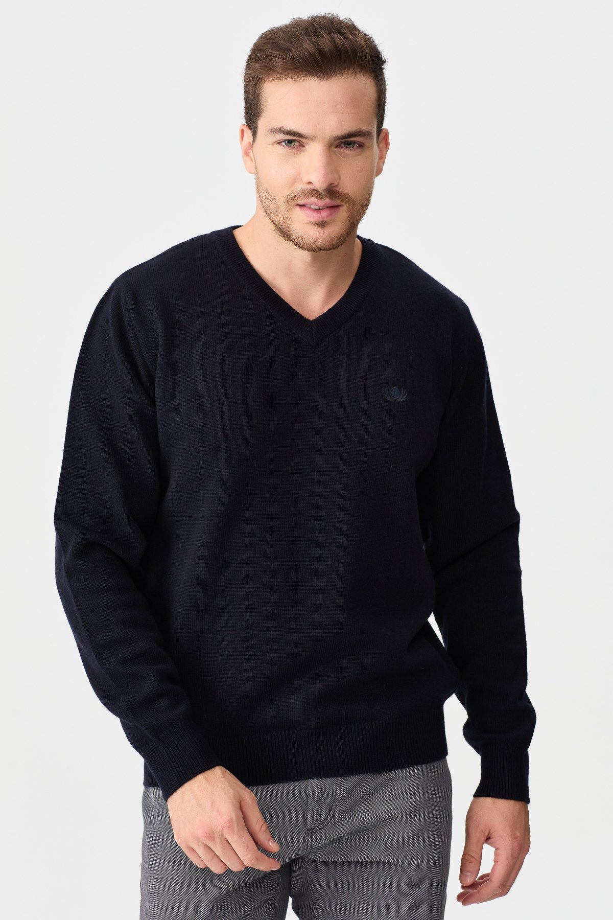 22582Erkek V Yaka Klasik Kazak K.Lacivert