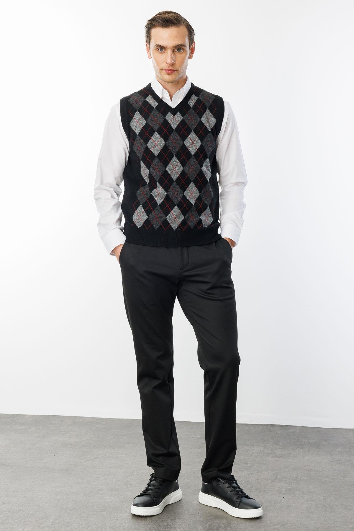 24510Erkek V Yaka Önü Baklava Desenli Yün Süveter Siyah