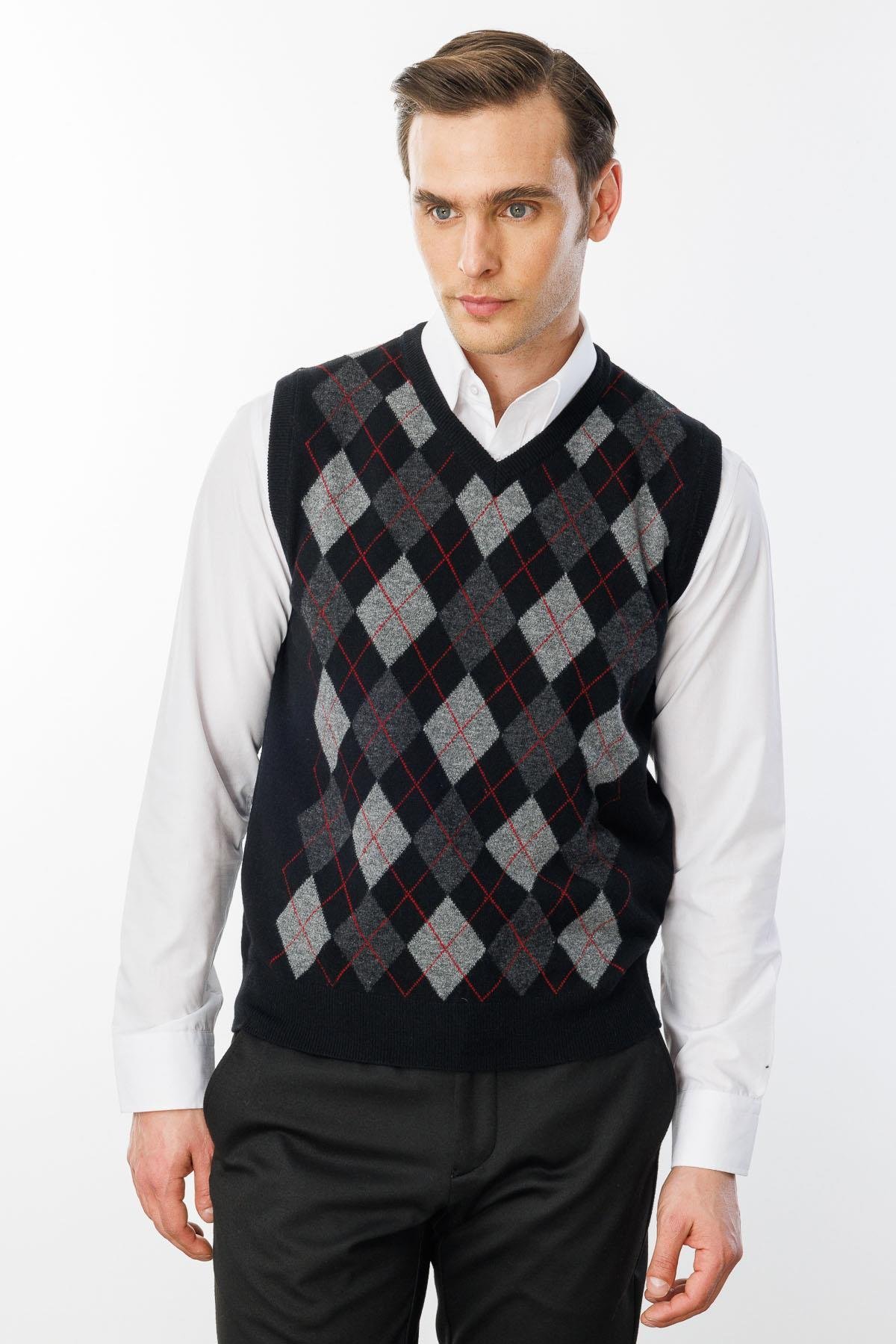 24510Erkek V Yaka Önü Baklava Desenli Yün Süveter Siyah