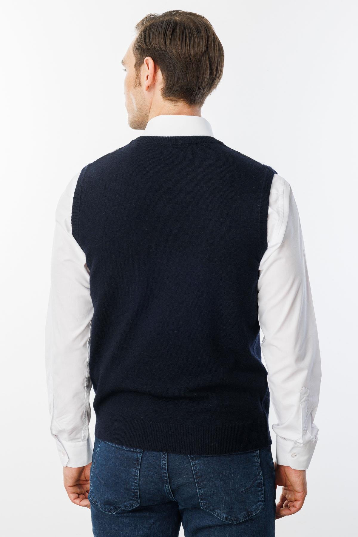 24510Erkek V Yaka Önü Baklava Desenli Yün Süveter K.Lacivert