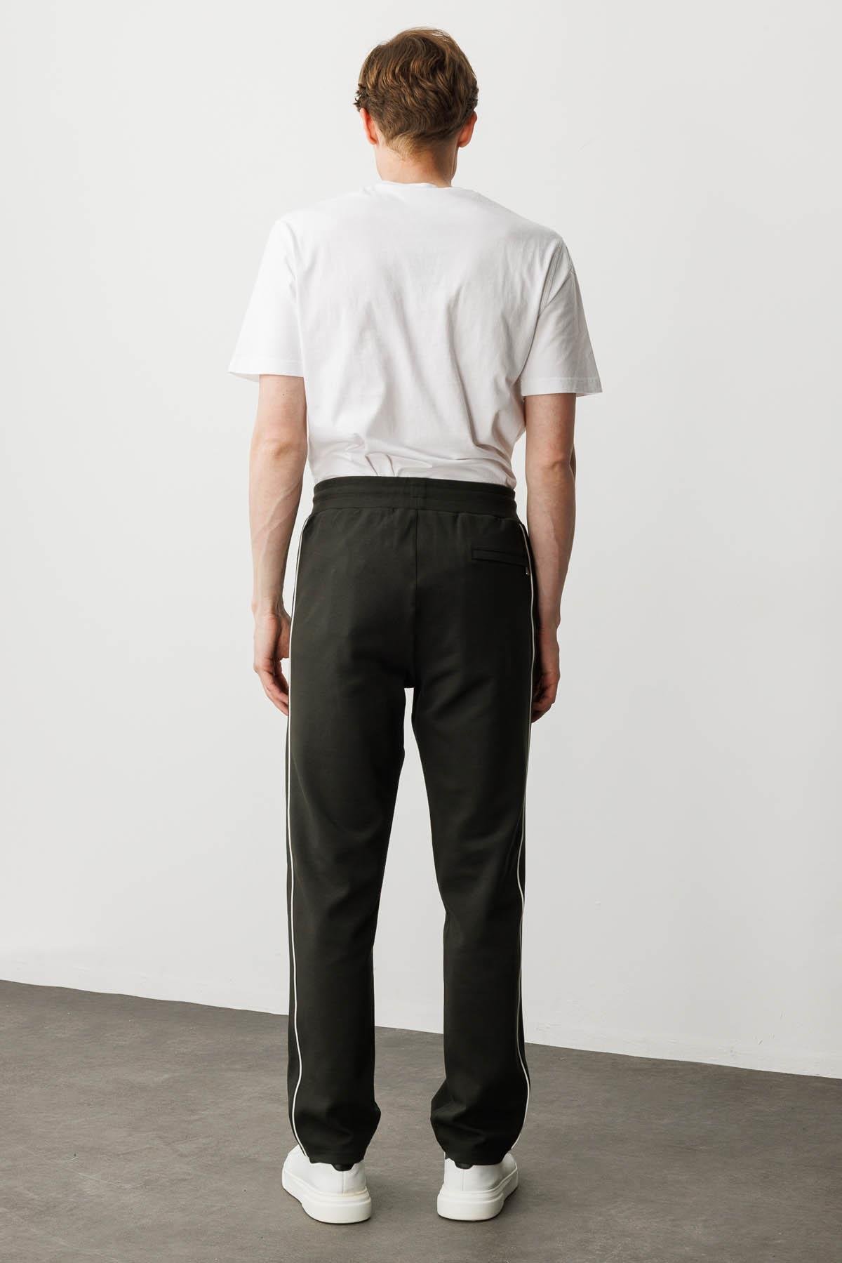 25446Erkek Yanı Çizgili Eşofman Altı K.Haki