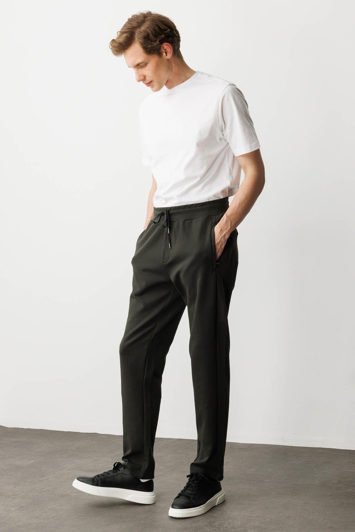 25448Erkek Yanı ve Cebi Kumaş Eşofman Altı Haki