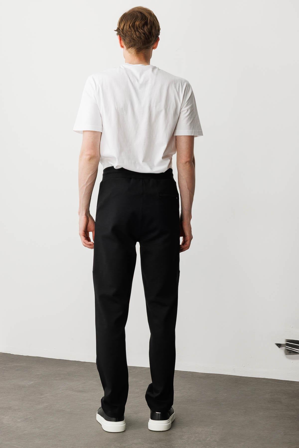 25448Erkek Yanı ve Cebi Kumaş Eşofman Altı Siyah