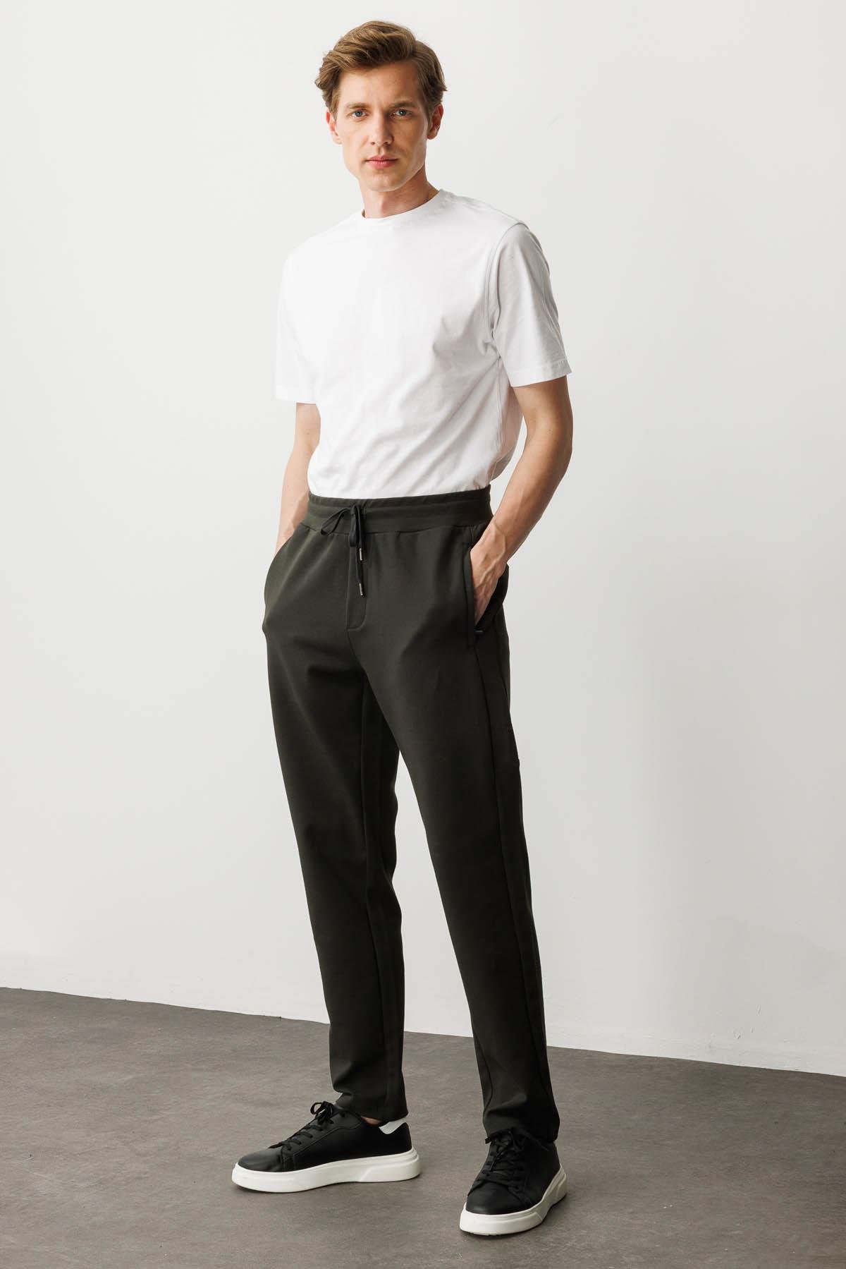 25448Erkek Yanı ve Cebi Kumaş Eşofman Altı Haki