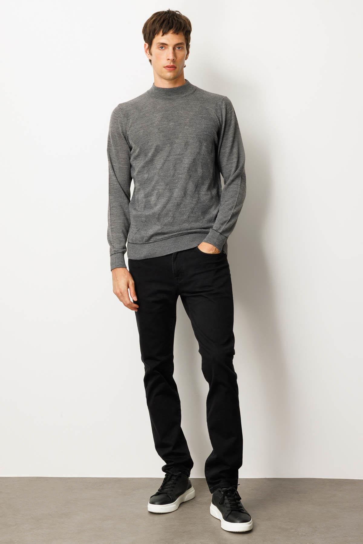 25605Erkek Yarım Balıkçı Yaka Çizgili Baklavalı Yün Kazak Füme