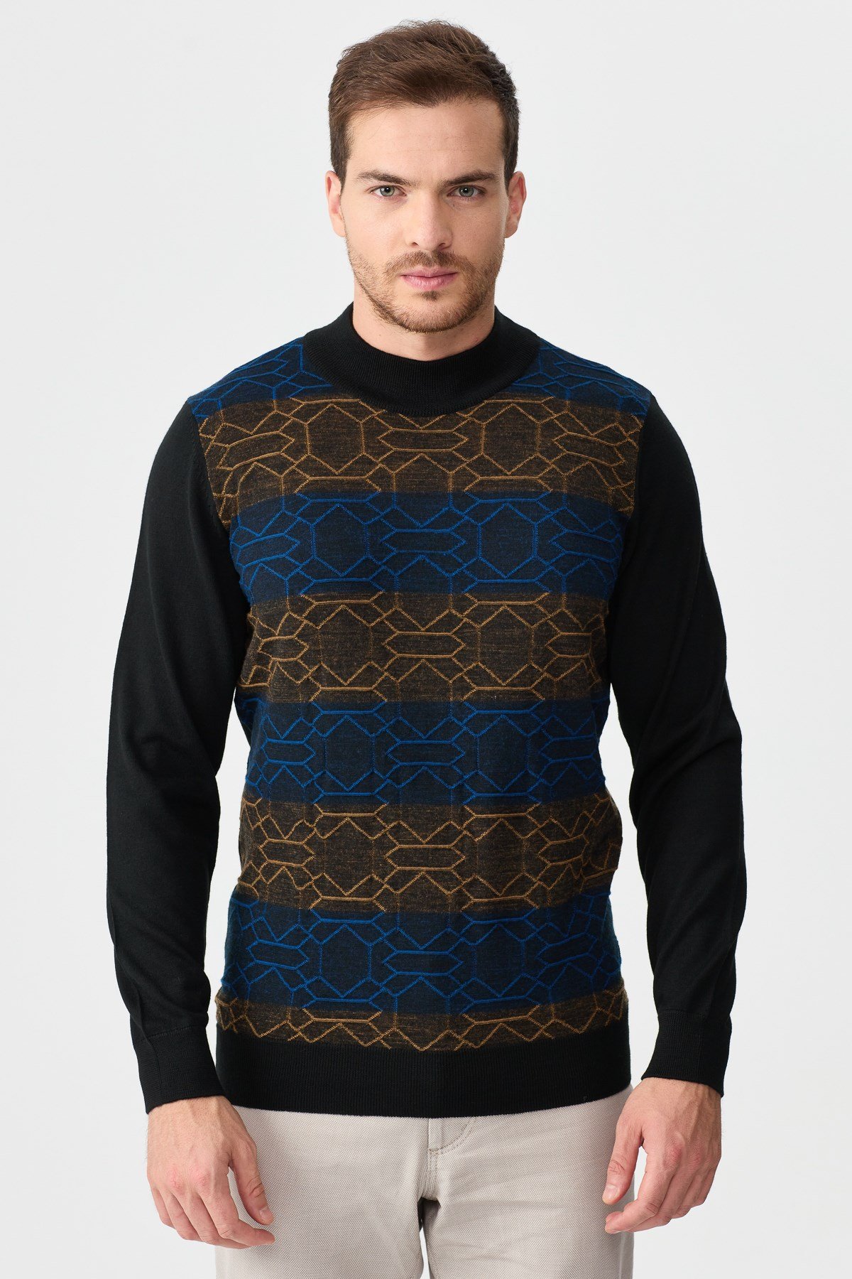 22612Erkek Yarım Balıkçı Yaka Önü Desenli Kazak Siyah