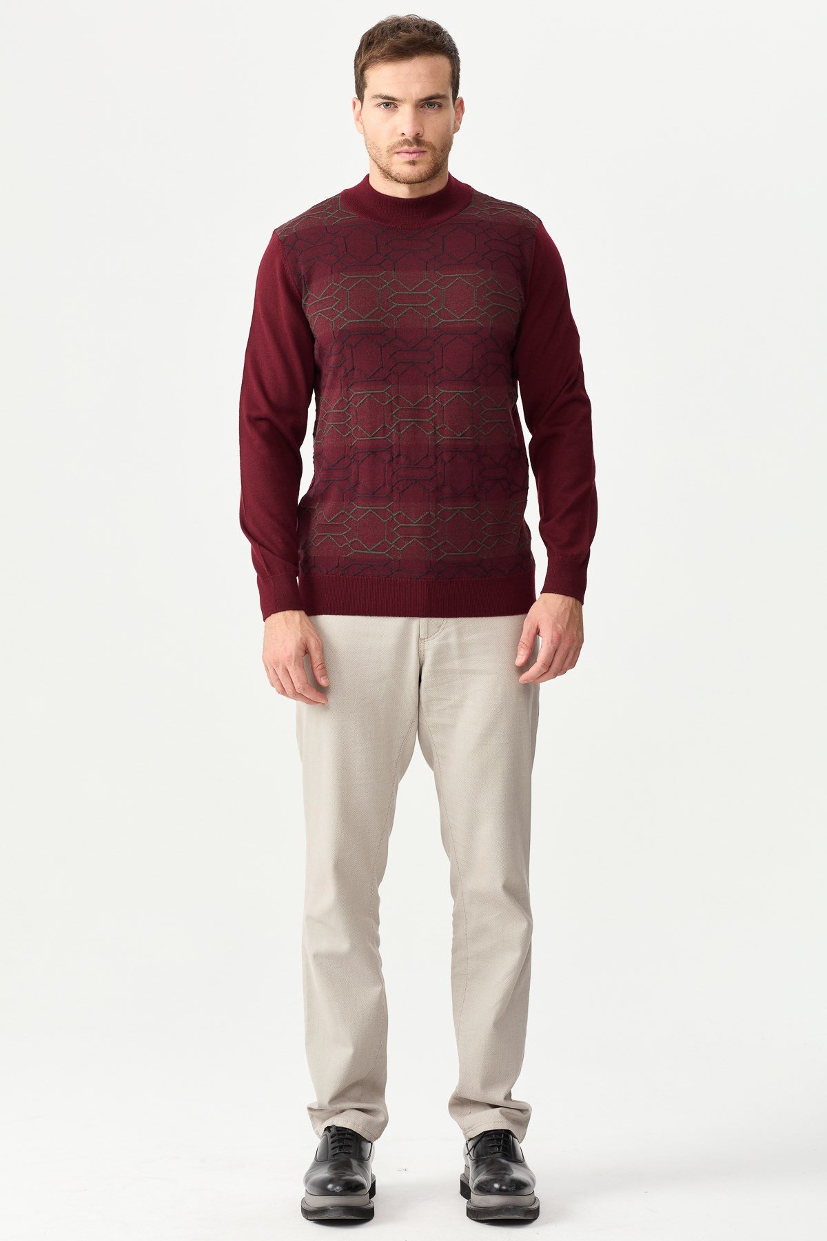 22612Erkek Yarım Balıkçı Yaka Önü Desenli Kazak Bordo