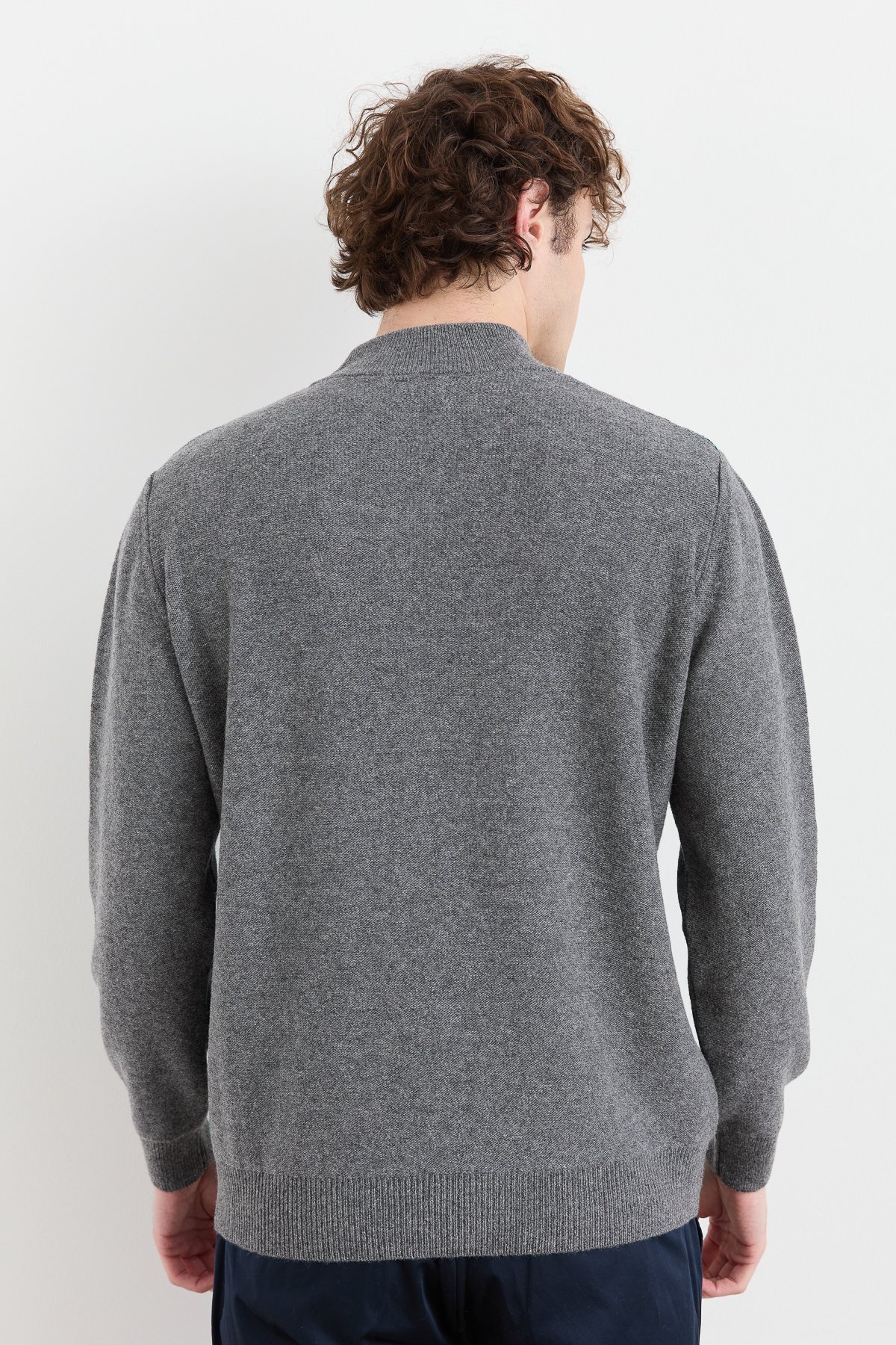 23506Erkek Yarım Balıkçı Yaka Önü Renkli Yün Kazak Füme