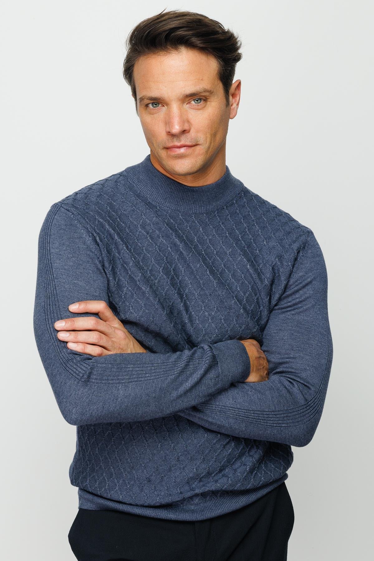 22525Erkek Yarım Balıkçı Yaka Petek Desenli Kazak K.İndigo