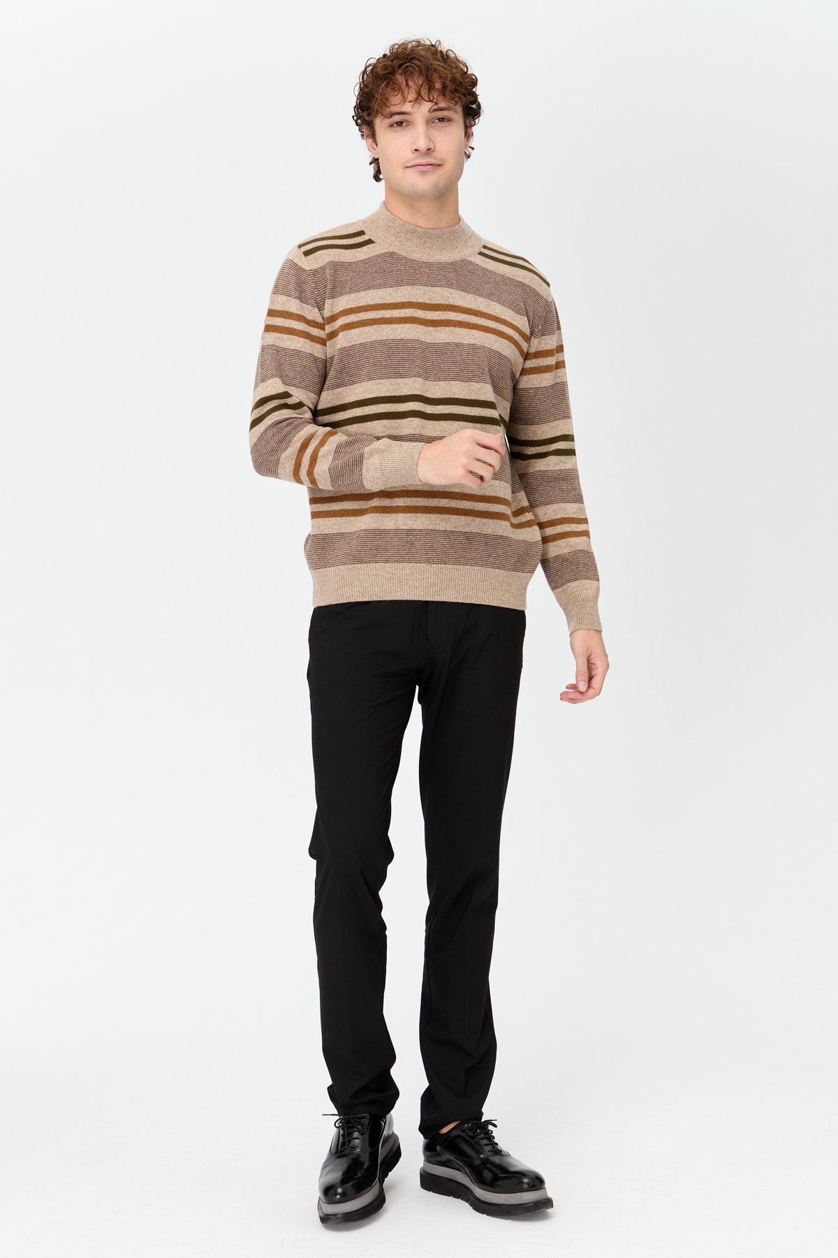 23501Erkek Yarım Balıkçı Yaka Renkli Çizgili Yün Kazak K.Bej