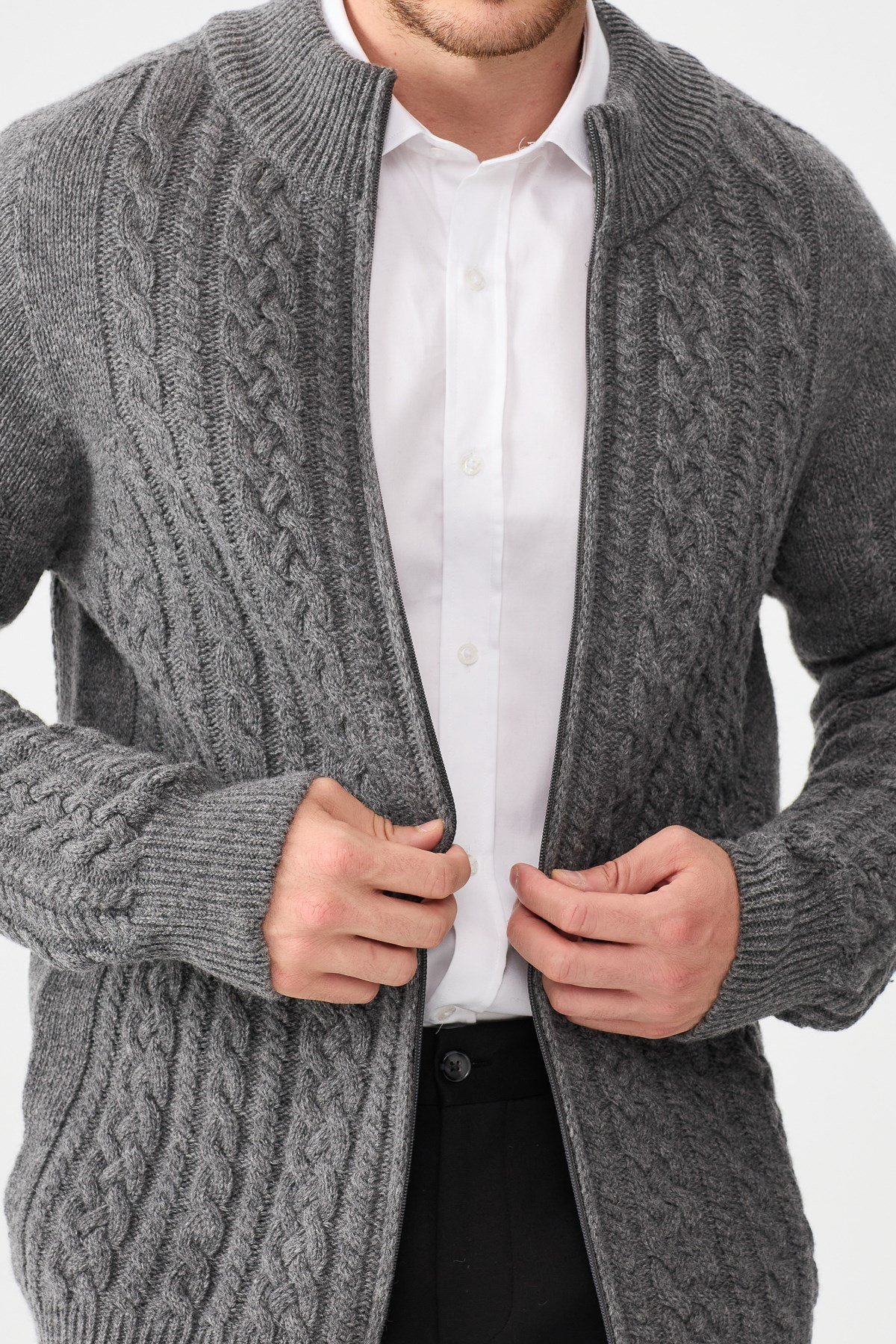 22587Erkek Yarım Balıkçı Yaka Saç Örgülü Yün Ceket Füme