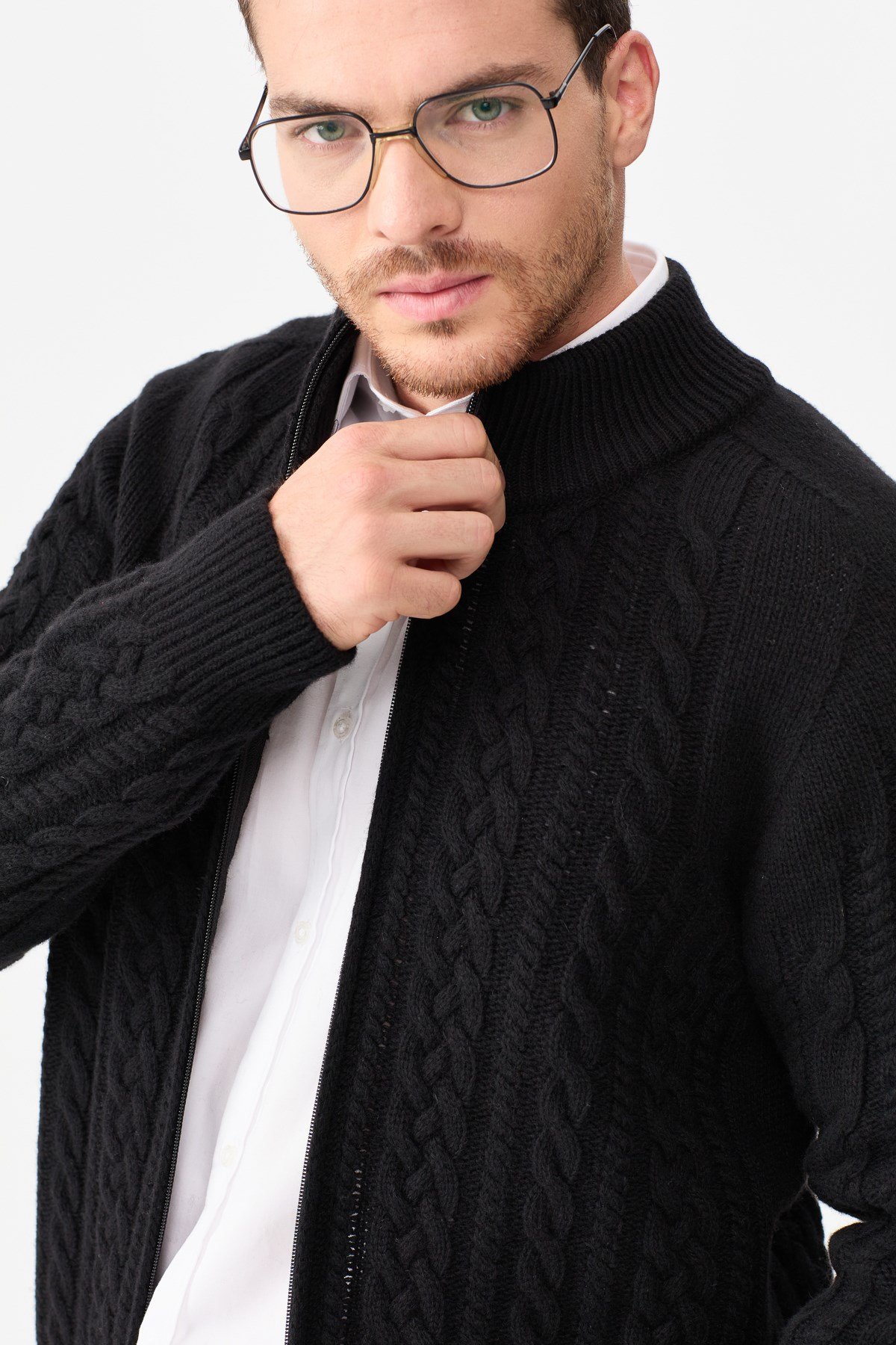 22587Erkek Yarım Balıkçı Yaka Saç Örgülü Yün Ceket Siyah