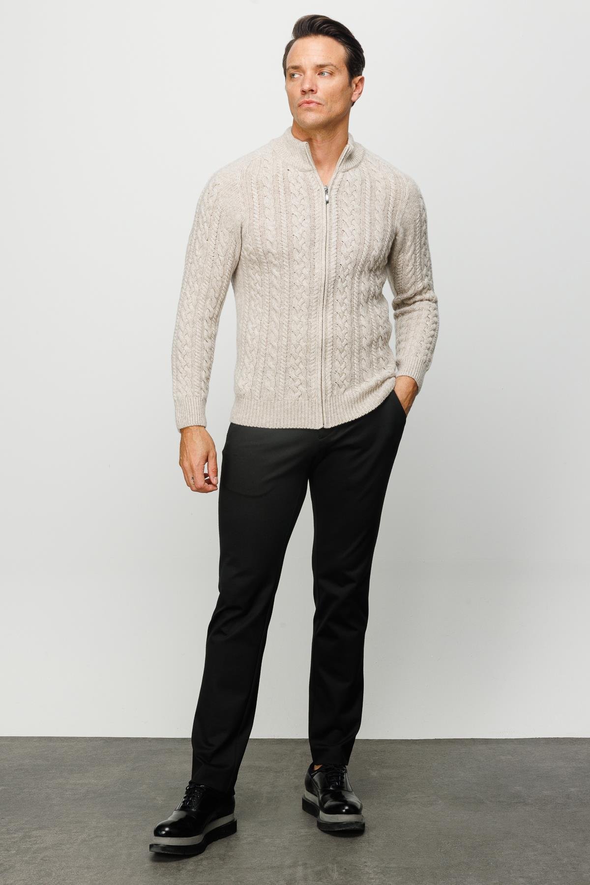 22587Erkek Yarım Balıkçı Yaka Saç Örgülü Yün Ceket V.Bej