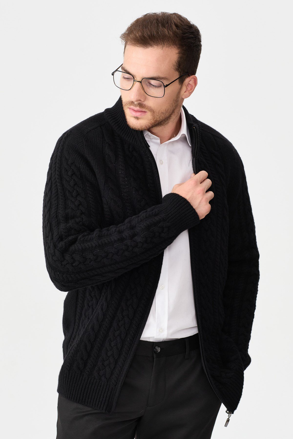 22587Erkek Yarım Balıkçı Yaka Saç Örgülü Yün Ceket Siyah