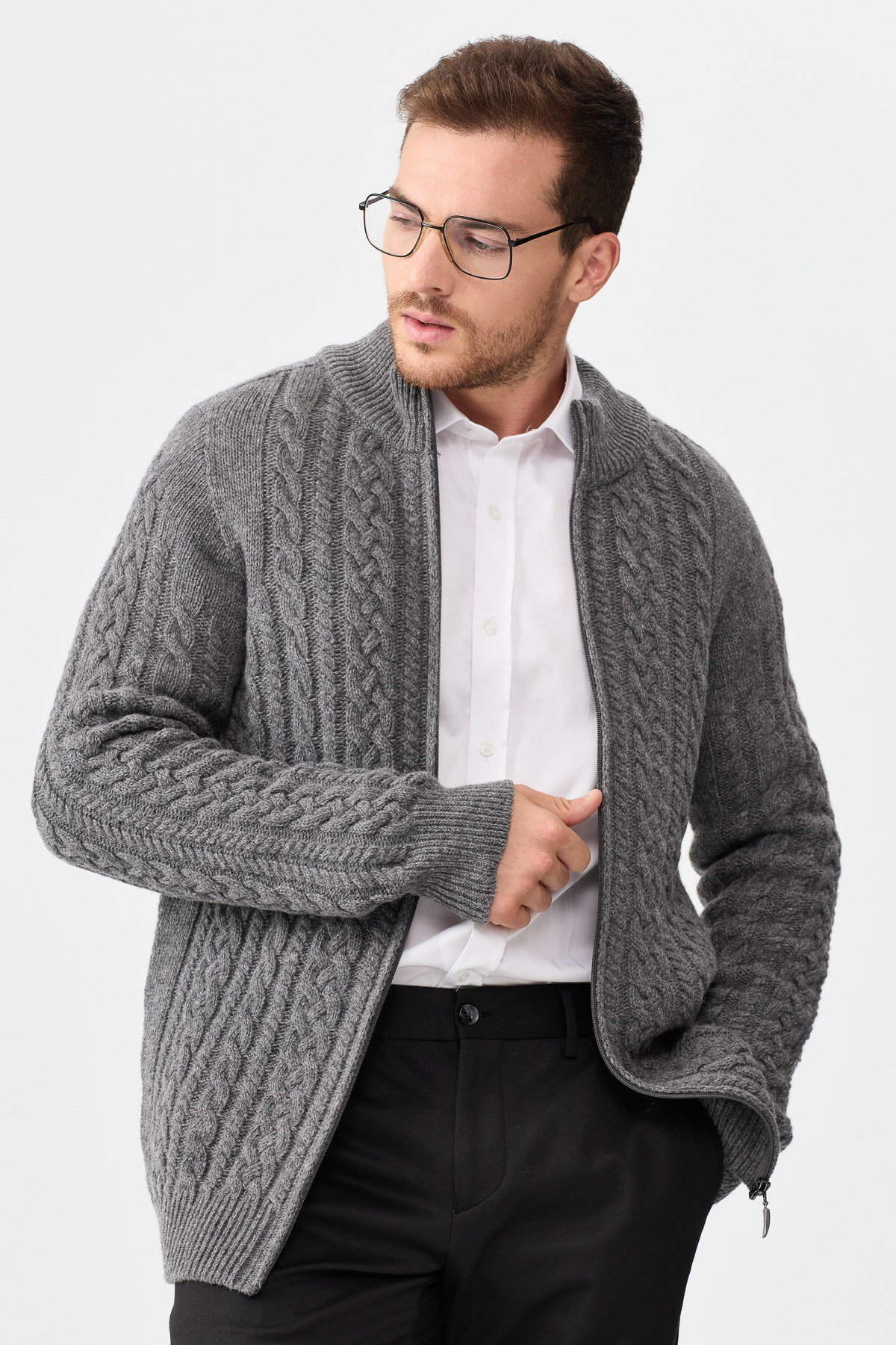 22587Erkek Yarım Balıkçı Yaka Saç Örgülü Yün Ceket Füme
