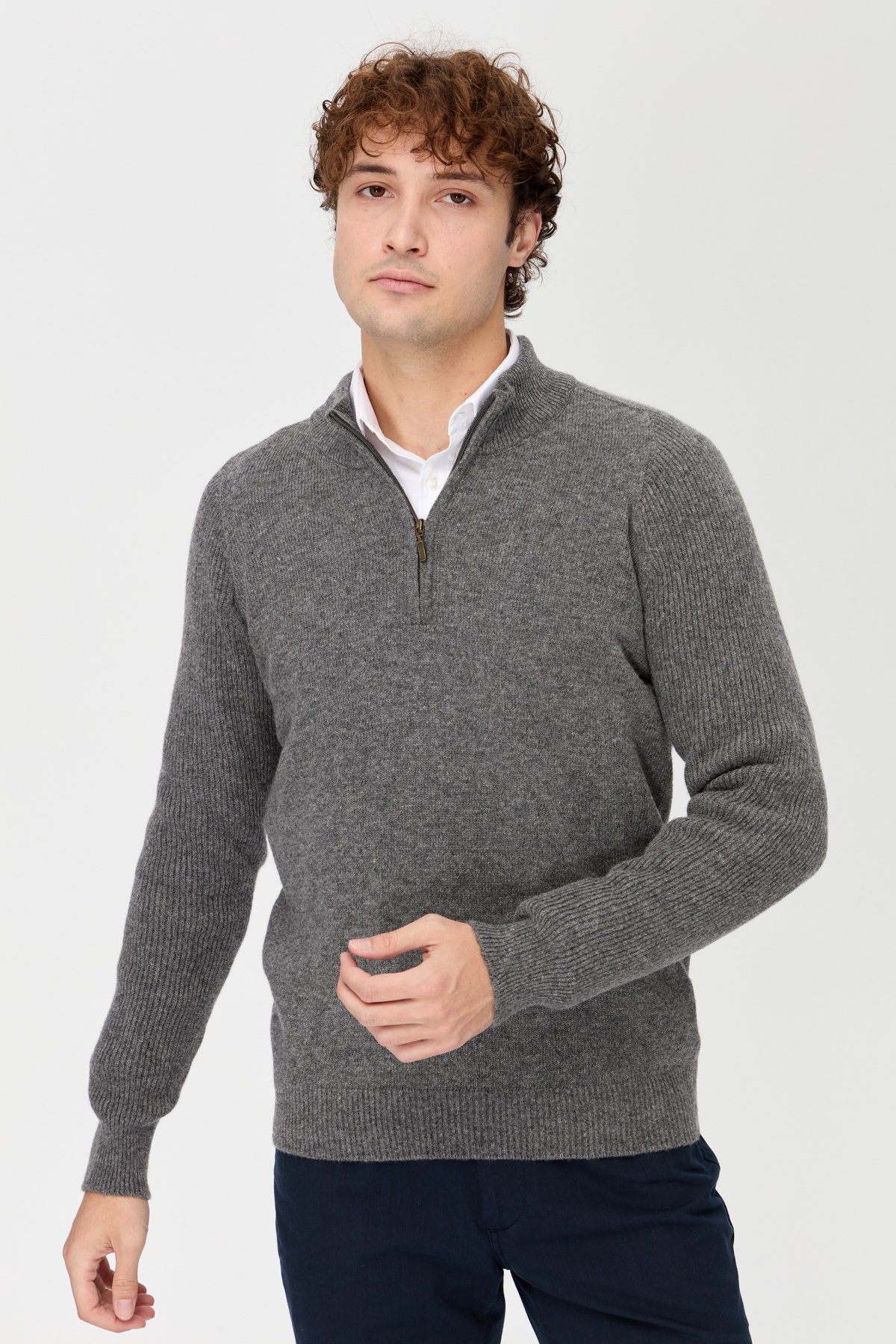 22590Erkek Yarım Balıkçı Yaka Yakası Fermuarlı Yün Kazak Füme