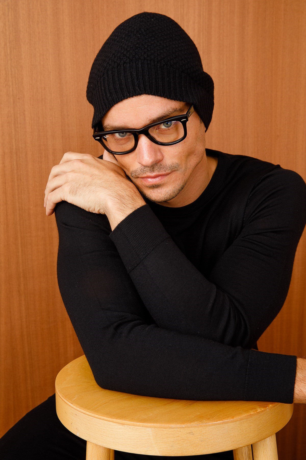 22542Erkek Yün Bere Siyah