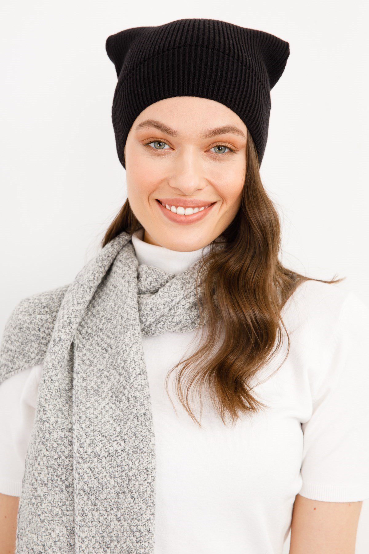 22542Erkek Yün Bere Siyah