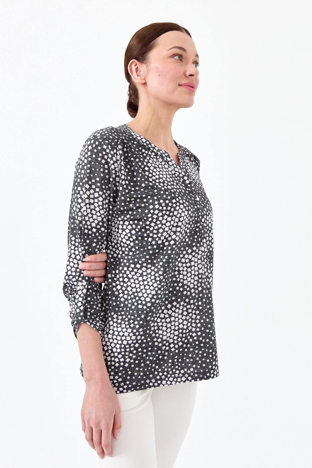 23454Kadın Yakası Patlı İki Renkli Penye Bluz Siyah