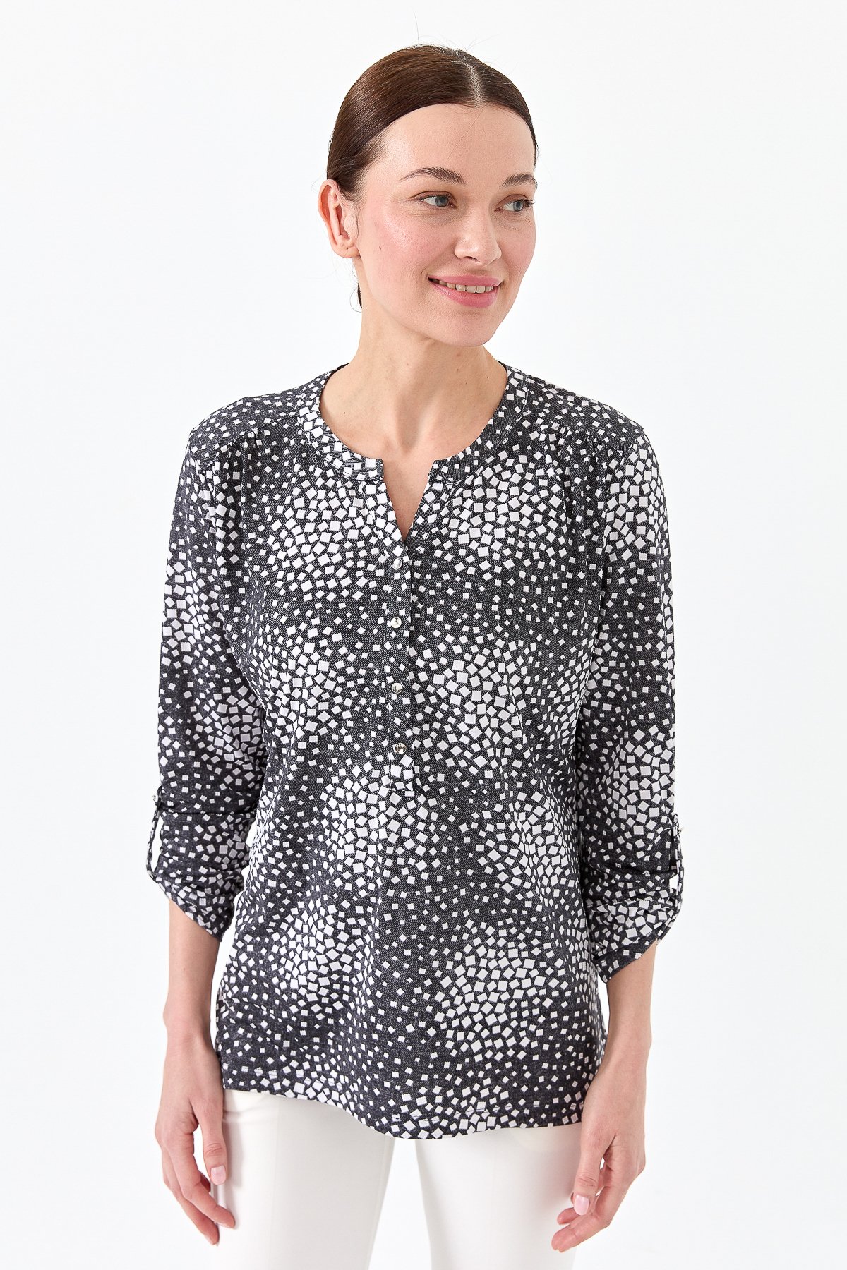 23454Kadın Yakası Patlı İki Renkli Penye Bluz Siyah