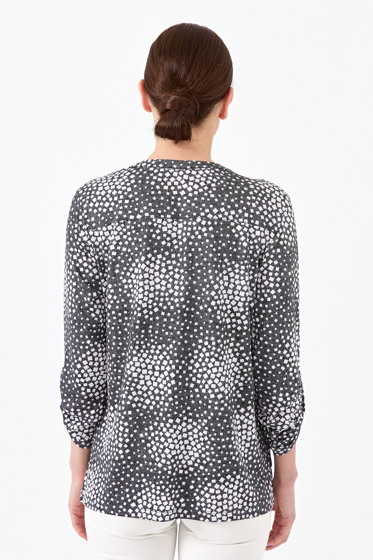 23454Kadın Yakası Patlı İki Renkli Penye Bluz Siyah