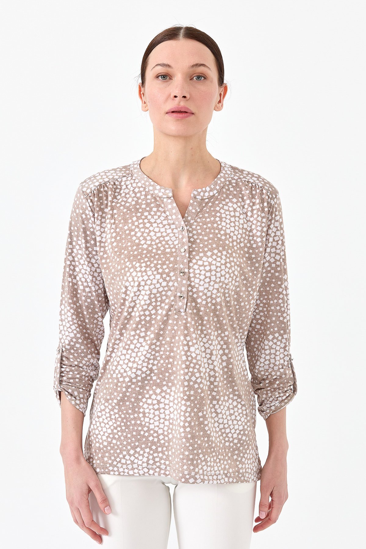 23454Kadın Yakası Patlı İki Renkli Penye Bluz Vizon