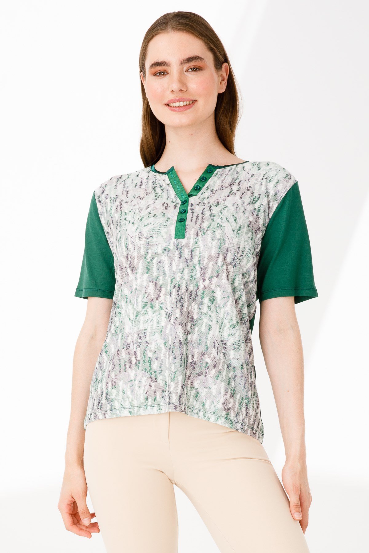 KADIN AÇMA YAKA KISA KOL DESENLİ PENYE BLUZ YEŞİL