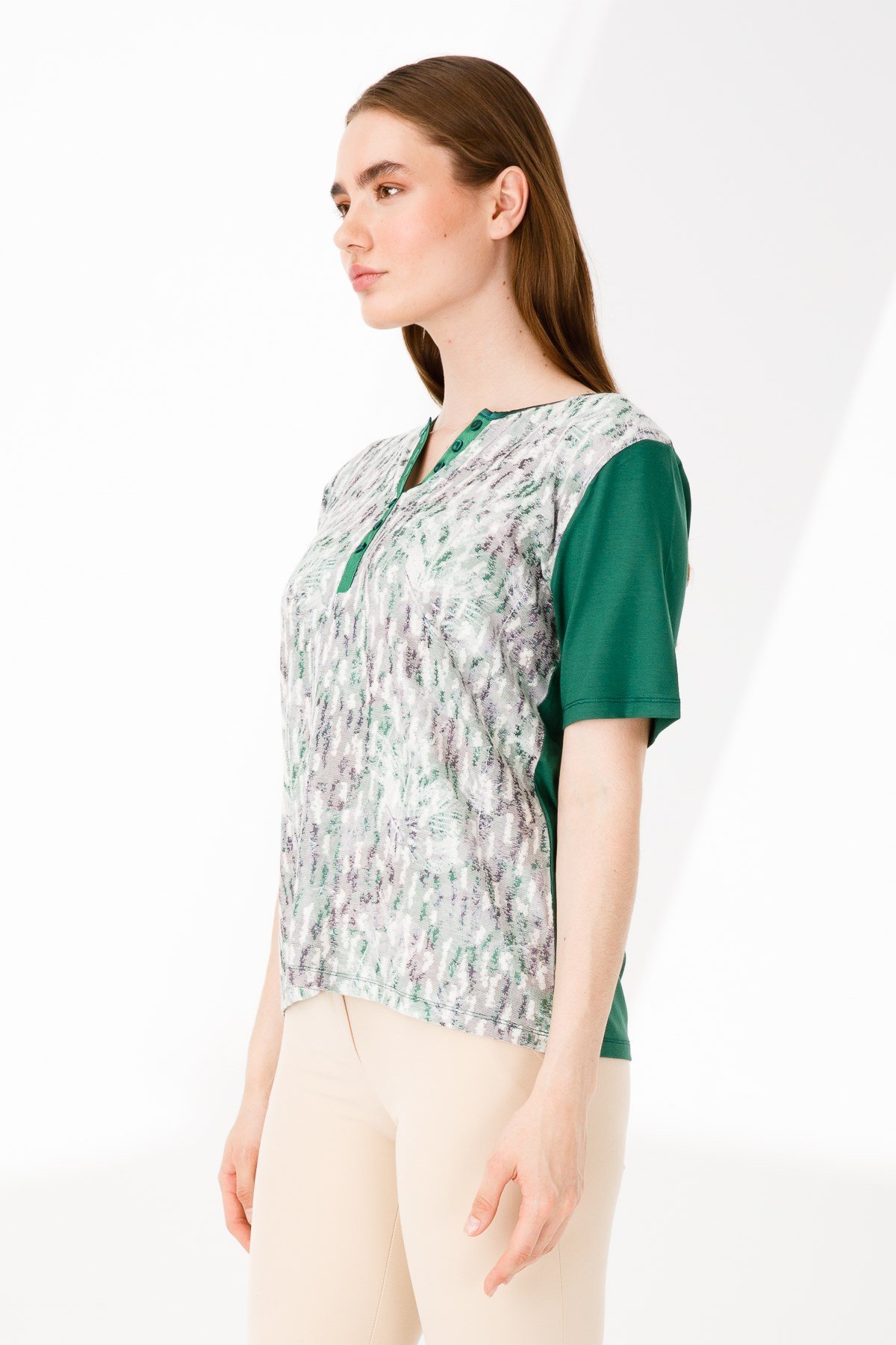 KADIN AÇMA YAKA KISA KOL DESENLİ PENYE BLUZ YEŞİL