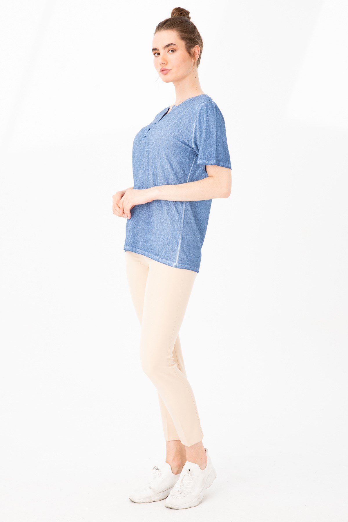 KADIN AÇMA YAKA KISA KOL JAKAR KUMAŞ BLUZ MAVİ