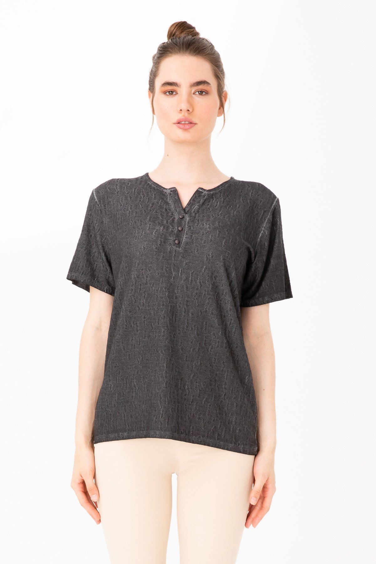 KADIN AÇMA YAKA KISA KOL JAKAR KUMAŞ BLUZ SİYAH