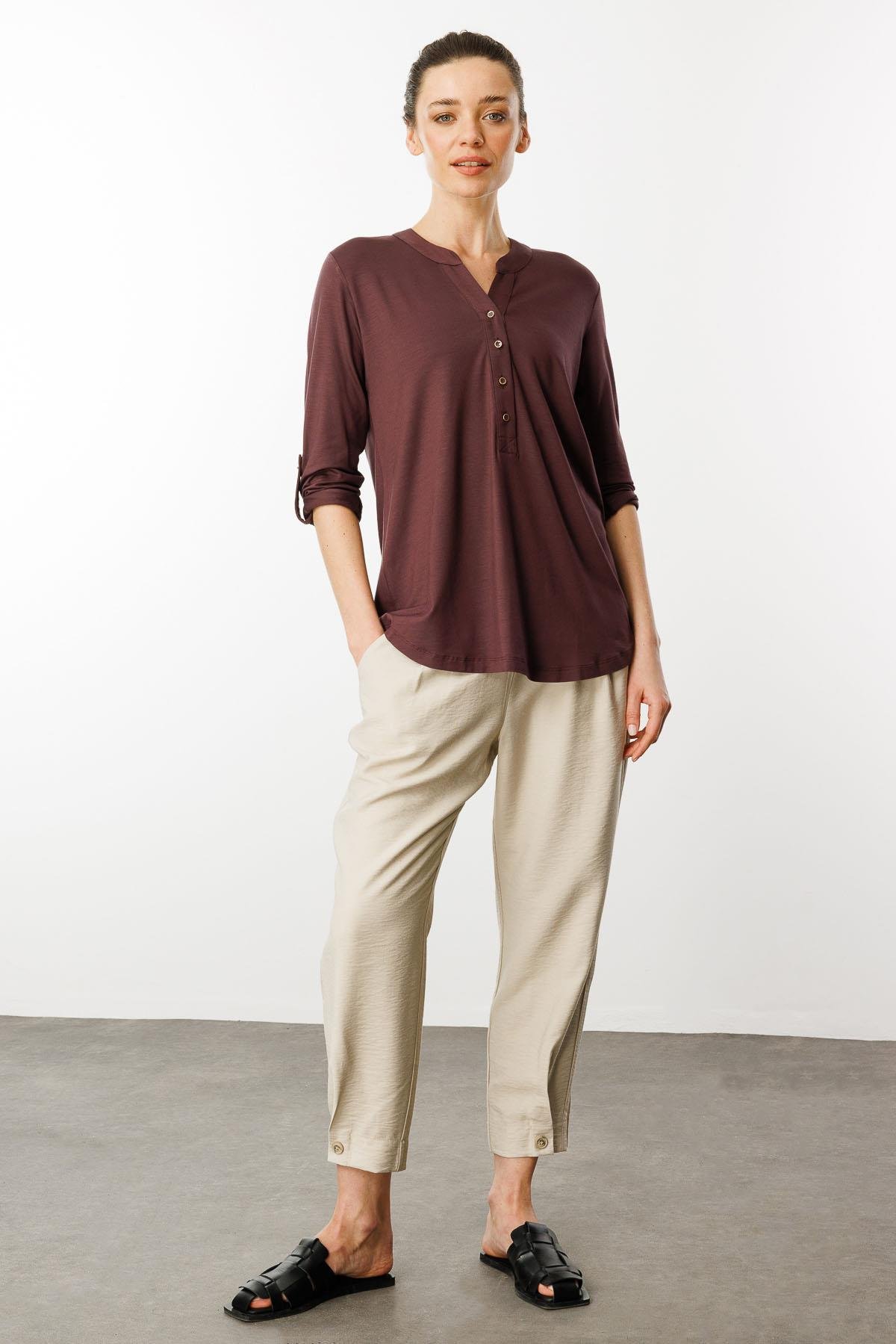 25765Kadın Açma Yaka Önü Düğmeli Gömlek Kahve