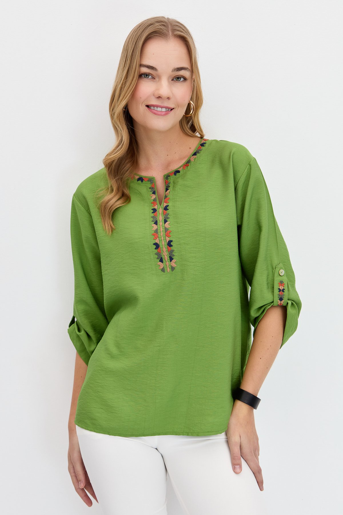 KMY24094Kadın Açma Yaka Yakası Etnik Nakışlı Gömlek Yeşil